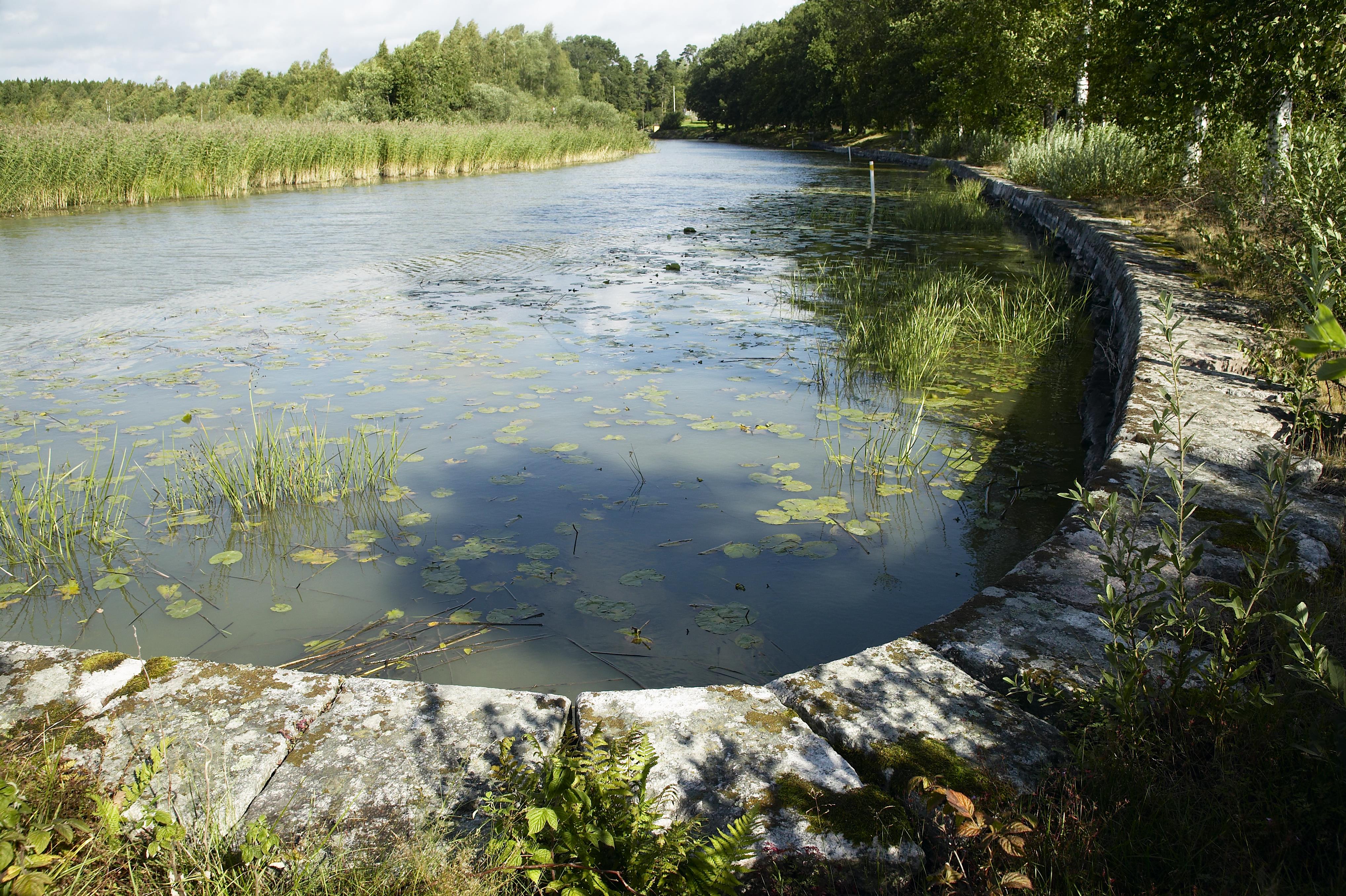 Bengt A Lundberg, Hjälmare kanal