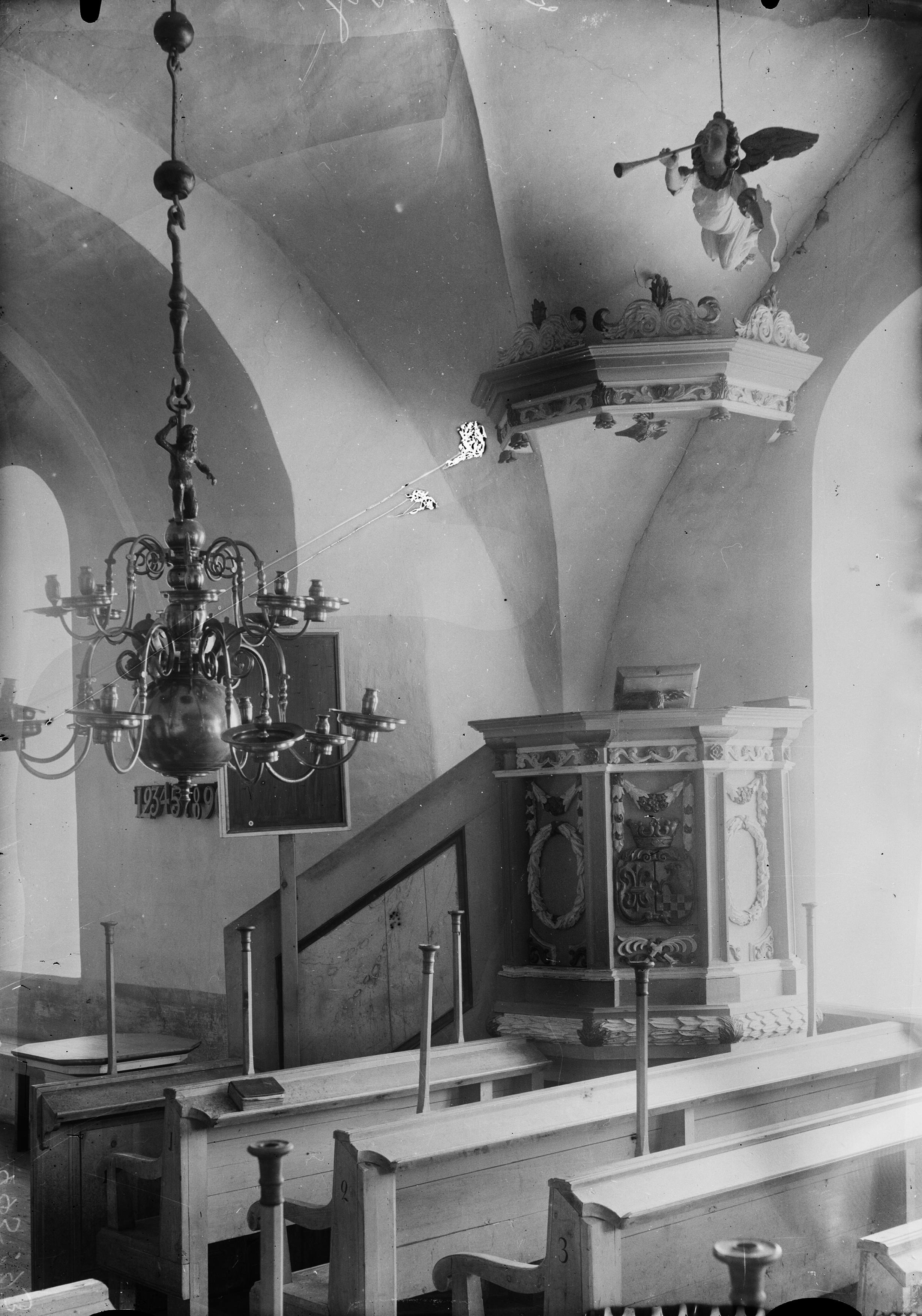 Anders Roland, Strö kyrka