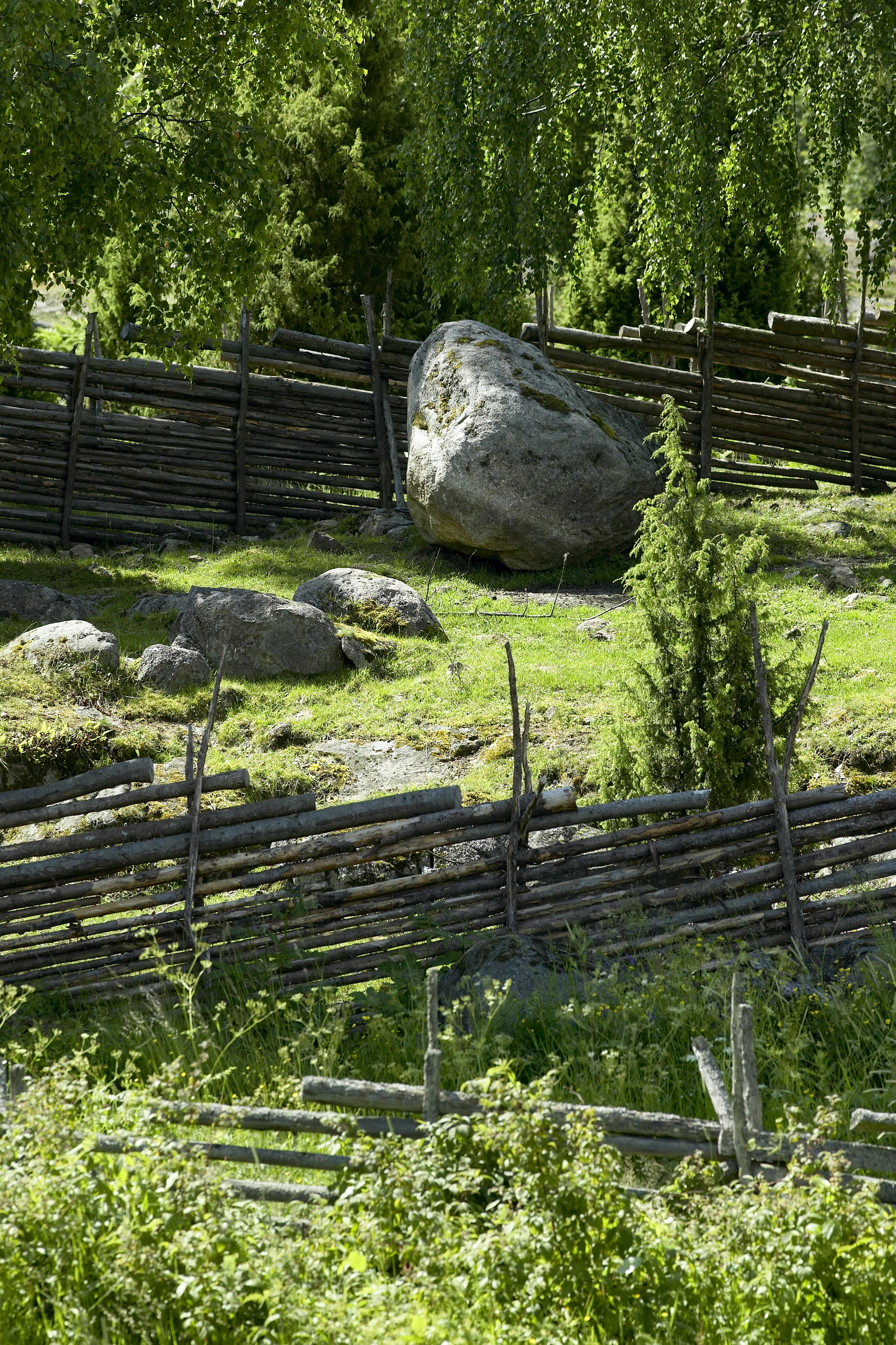 Bengt A Lundberg, Stensjö by