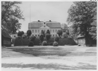 Fredriksbergs sätesgård