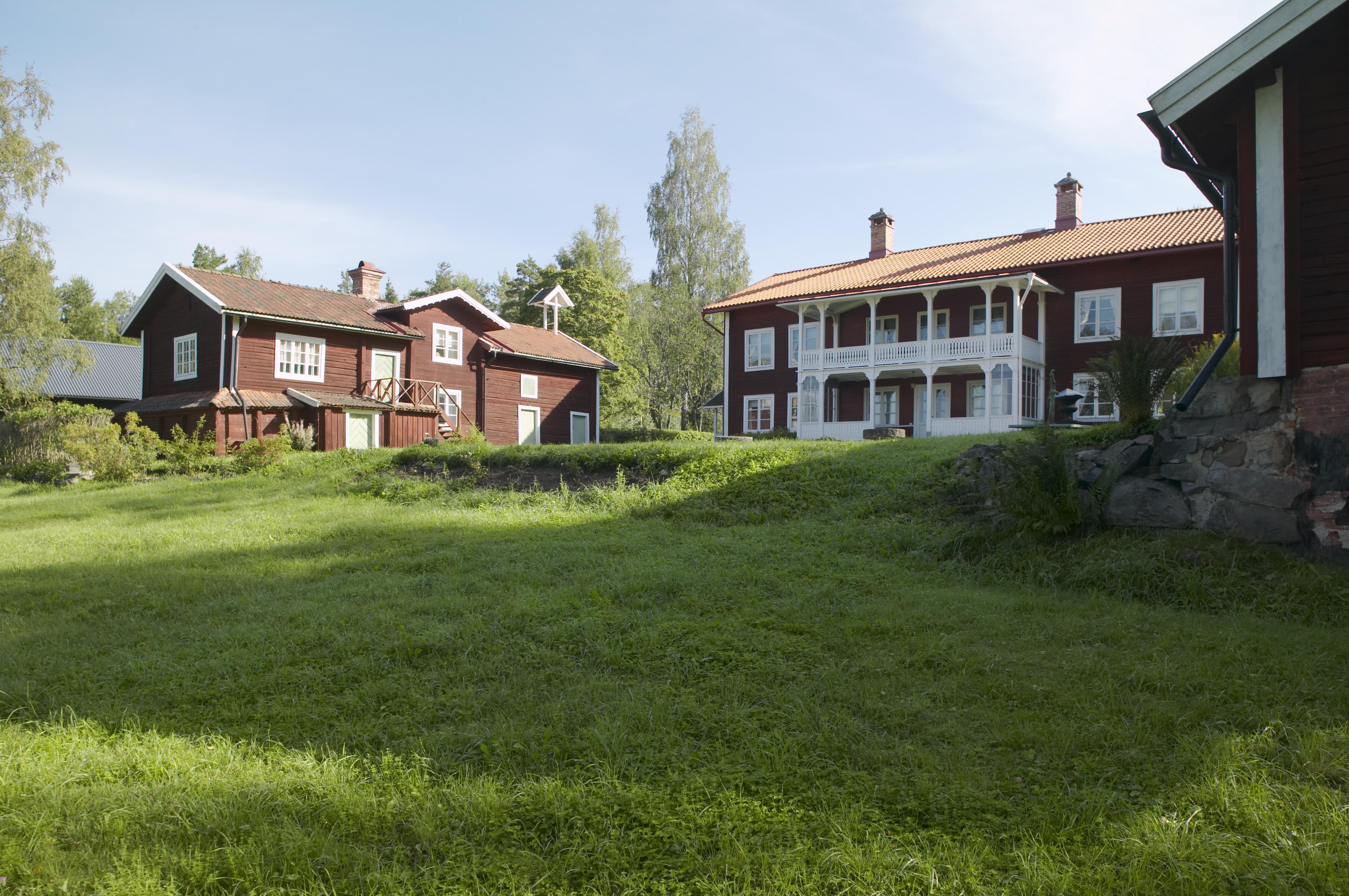 Bengt A Lundberg, Bergsmansgården Hult