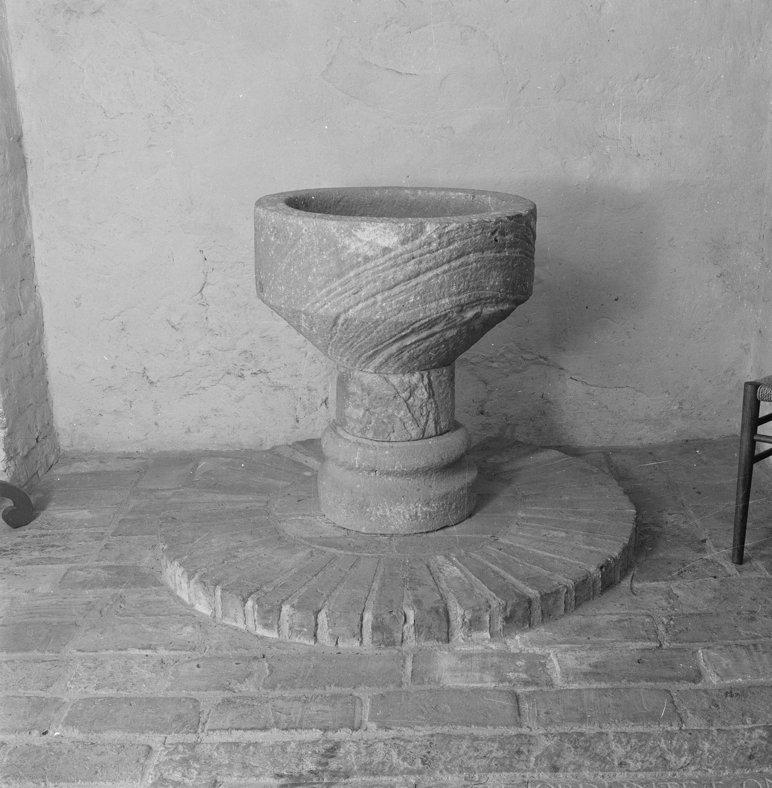 Nils Lagergren, Lovö kyrka