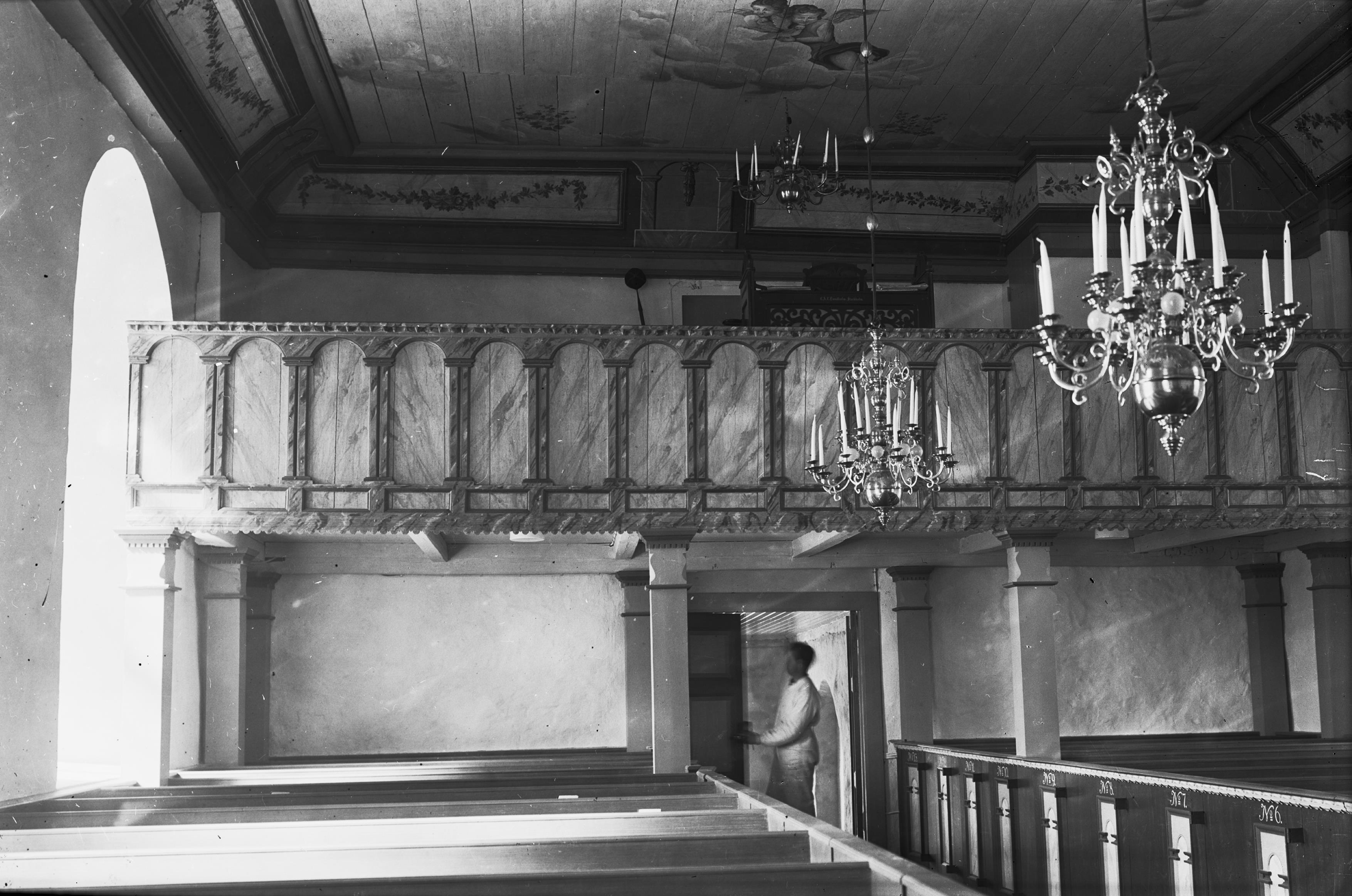 Thorbjörn Engblad, Hols kyrka