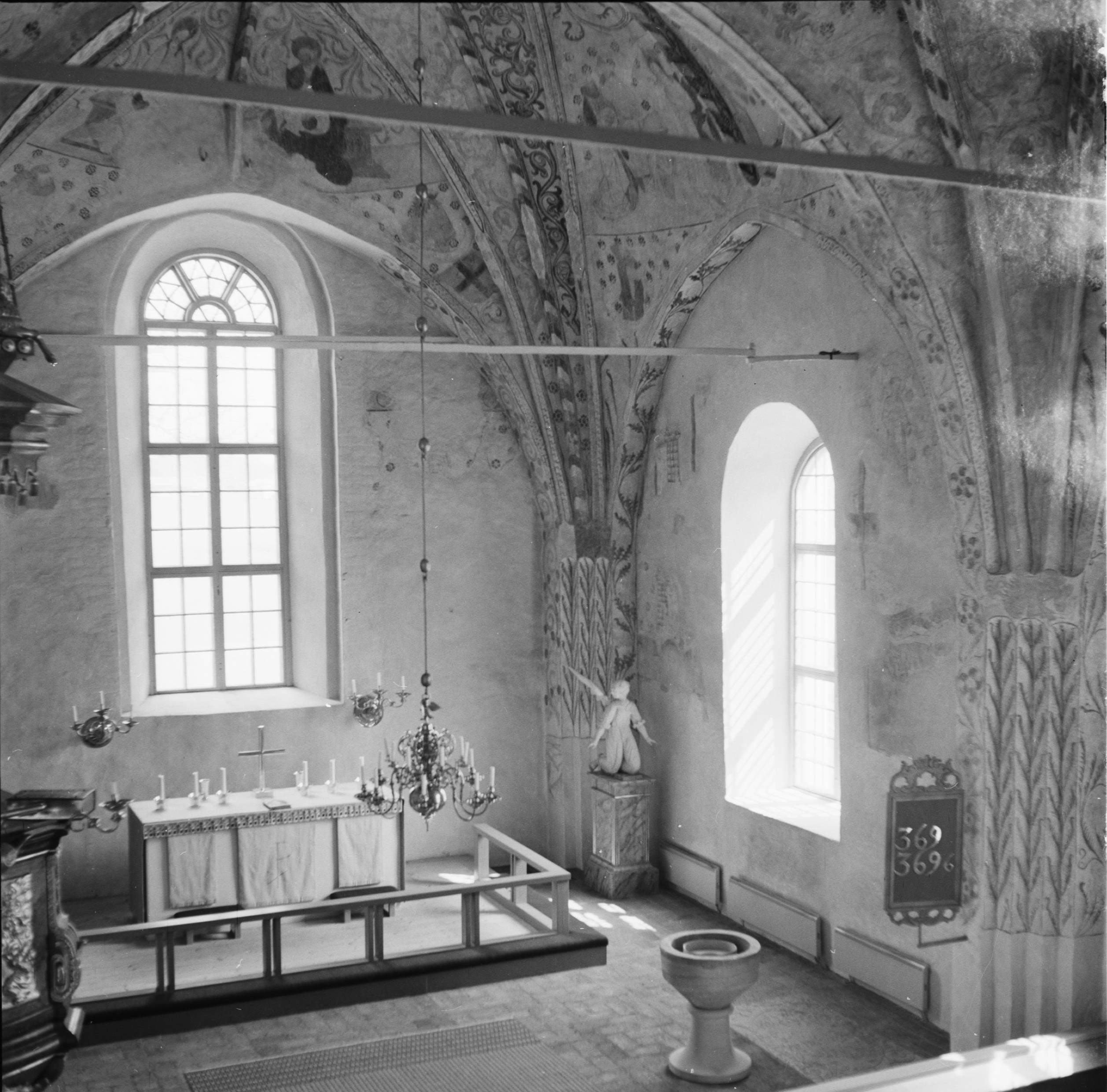 Åke Nisbeth, Österunda kyrka