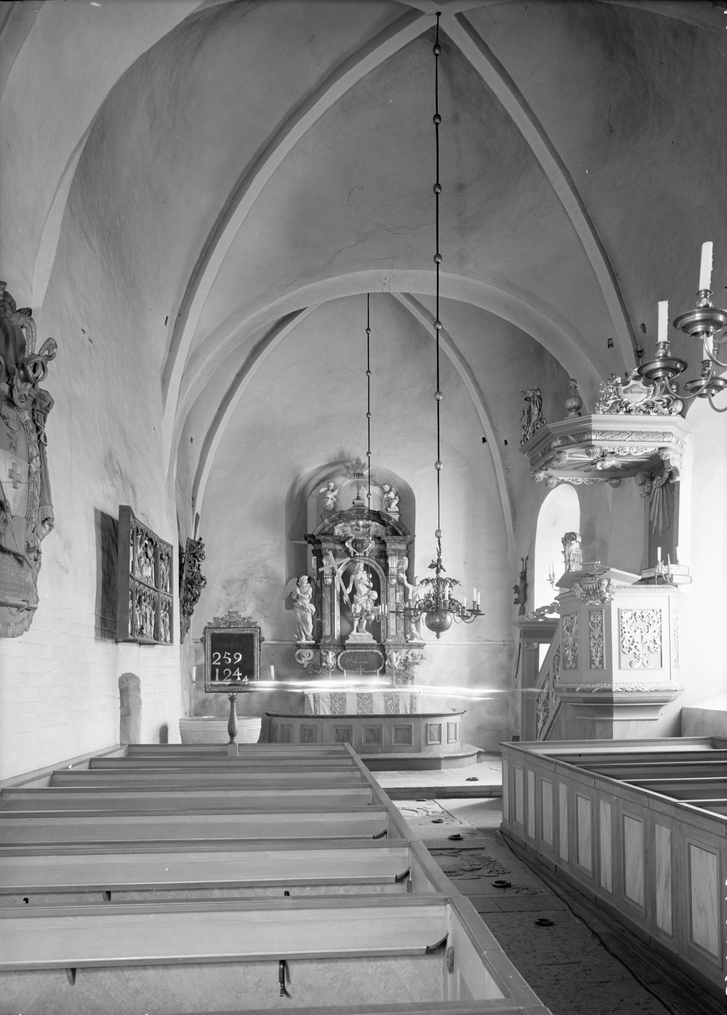 Nils Lagergren, Hammarby kyrka