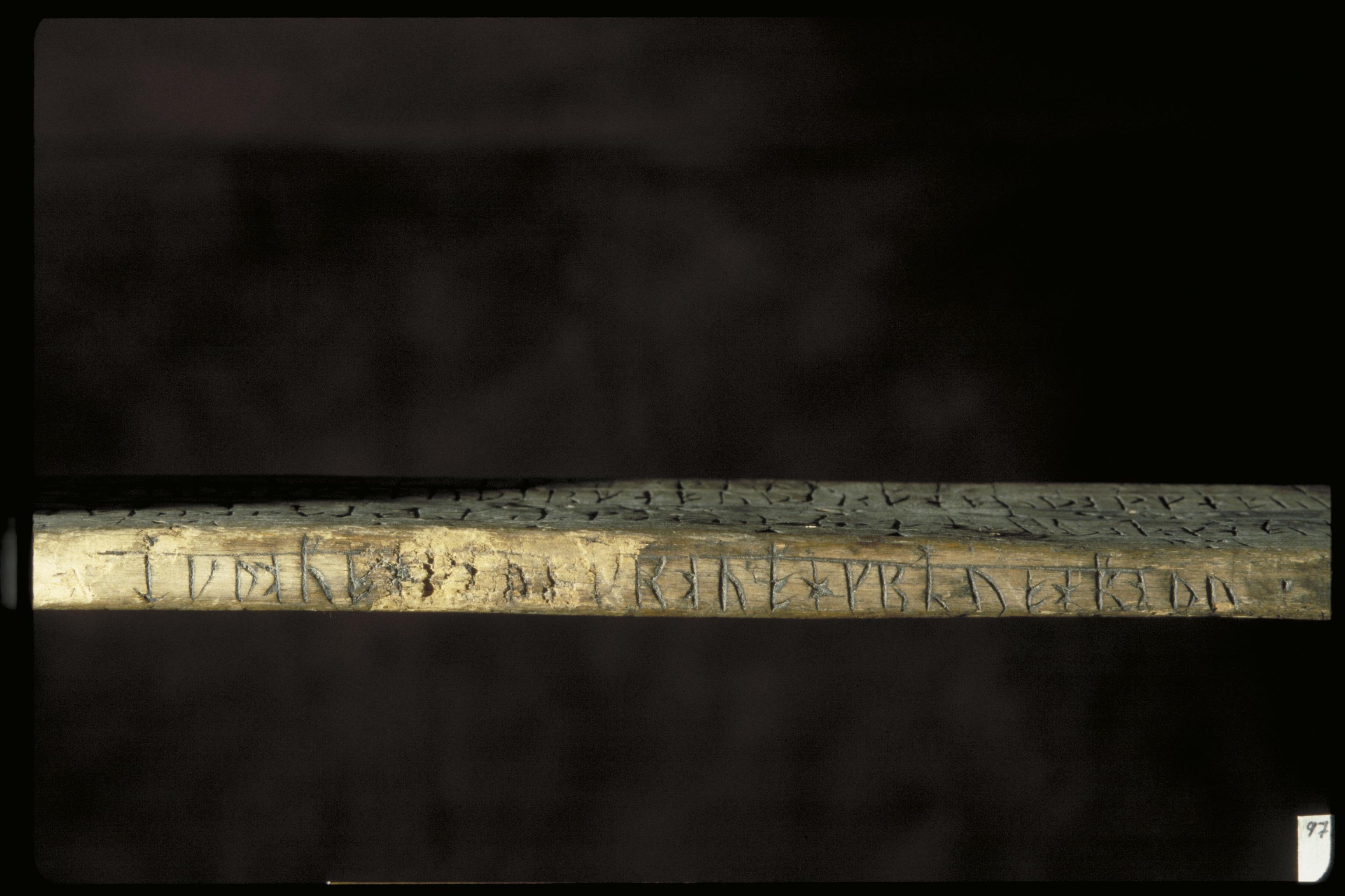 Bengt A Lundberg, Kat nr 097 + 098 Primstav + Gärdegårdslängd