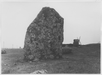 Klinta, järnåldersgravfält med stensättningar och resta stenar