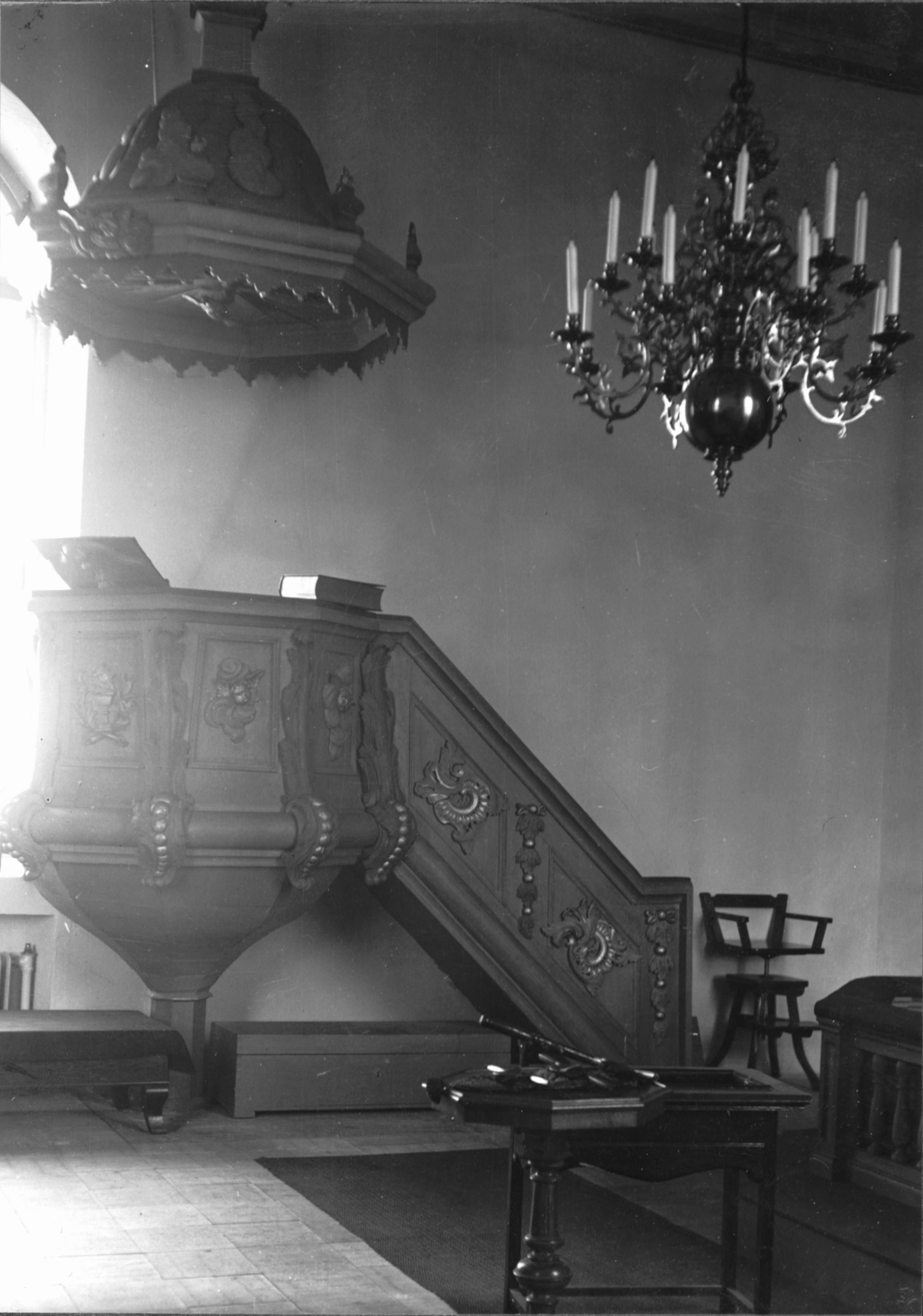 Olle Hellström, Grinstads kyrka