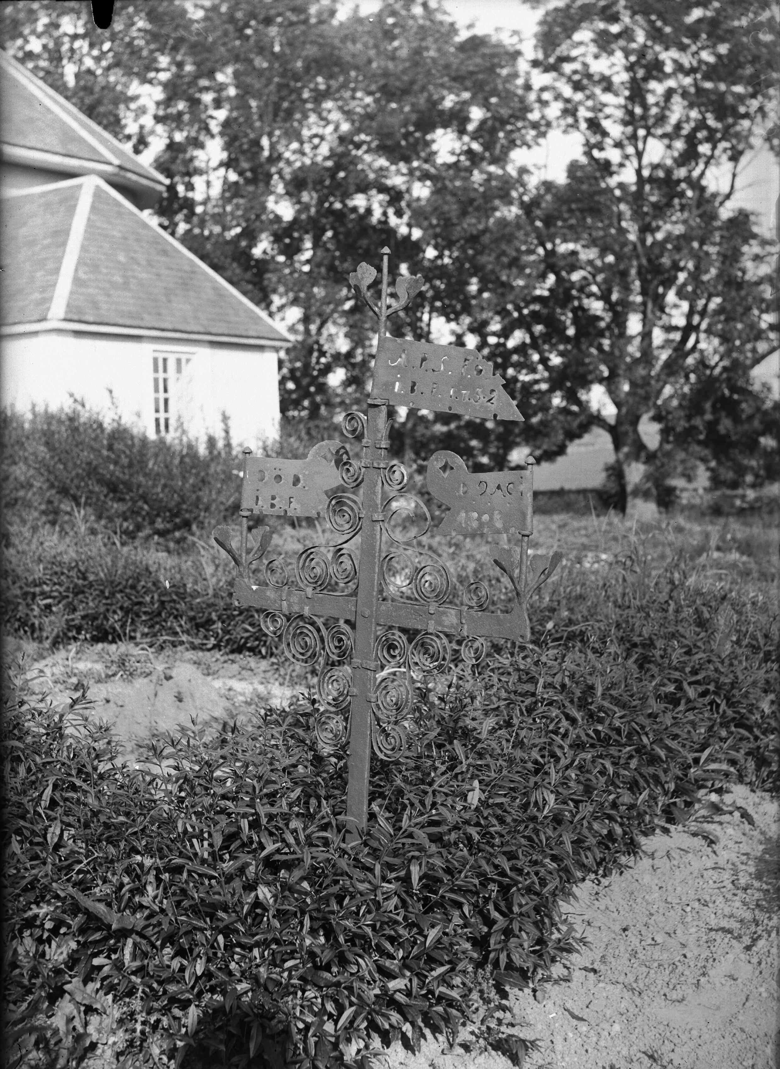 Anders Roland, Frösve kyrka