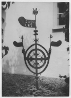 Ånimskogs kyrkogård, järnsmidda gravkors