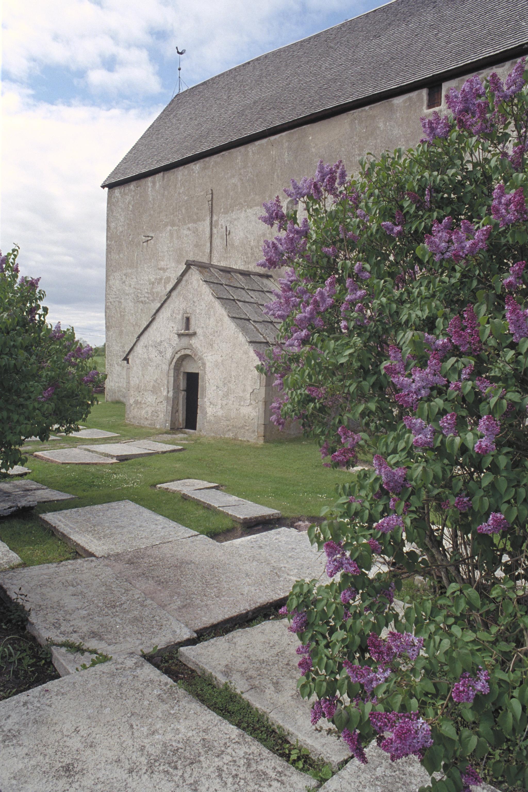 Bengt A Lundberg, Källa gamla kyrka