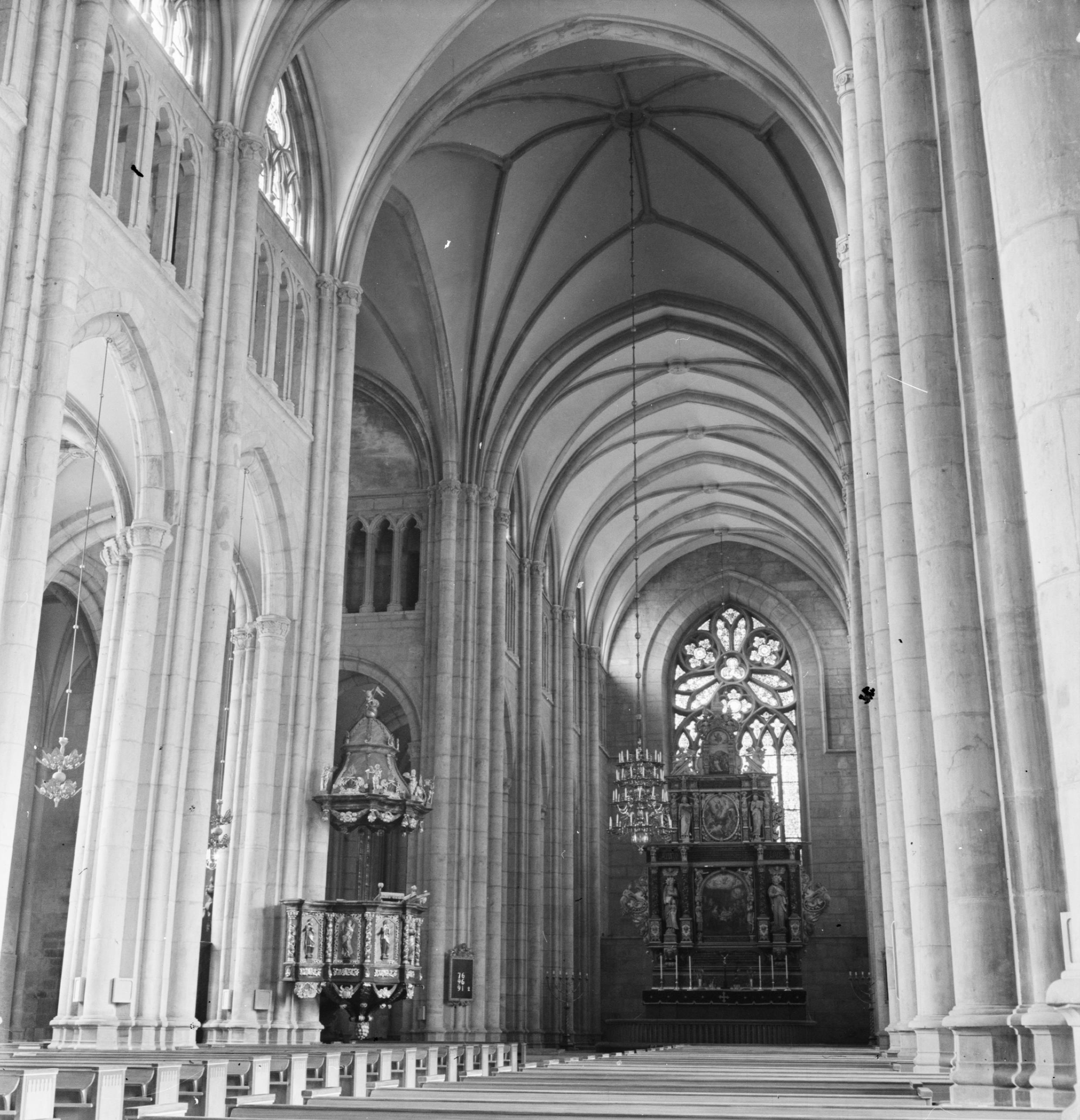 Iwar Anderson, Skara domkyrka (Sankta Maria kyrka)