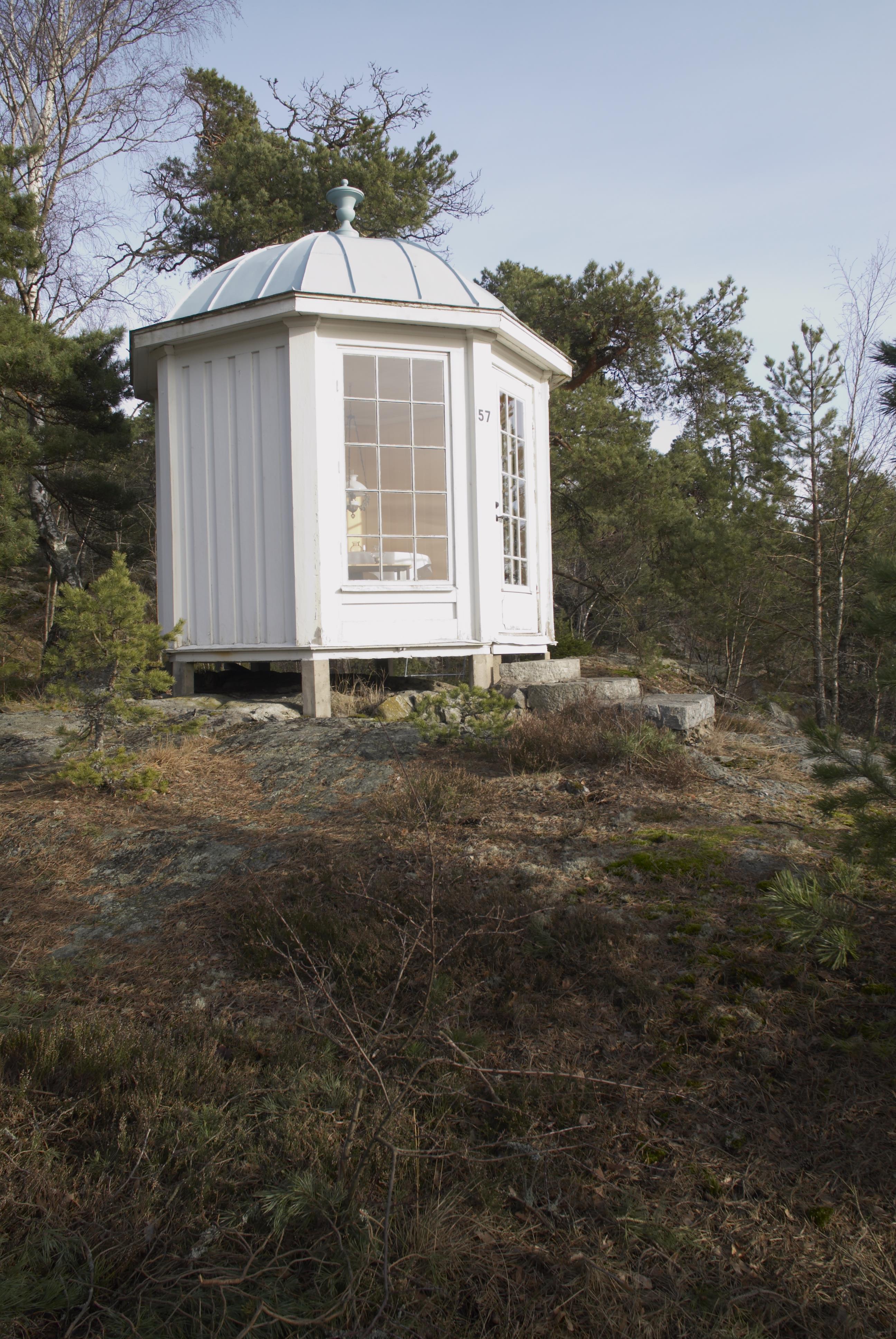 Bengt A Lundberg, Berga slott