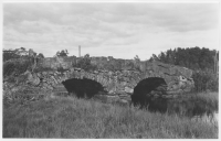 Göteryds socken, välvd stenbro