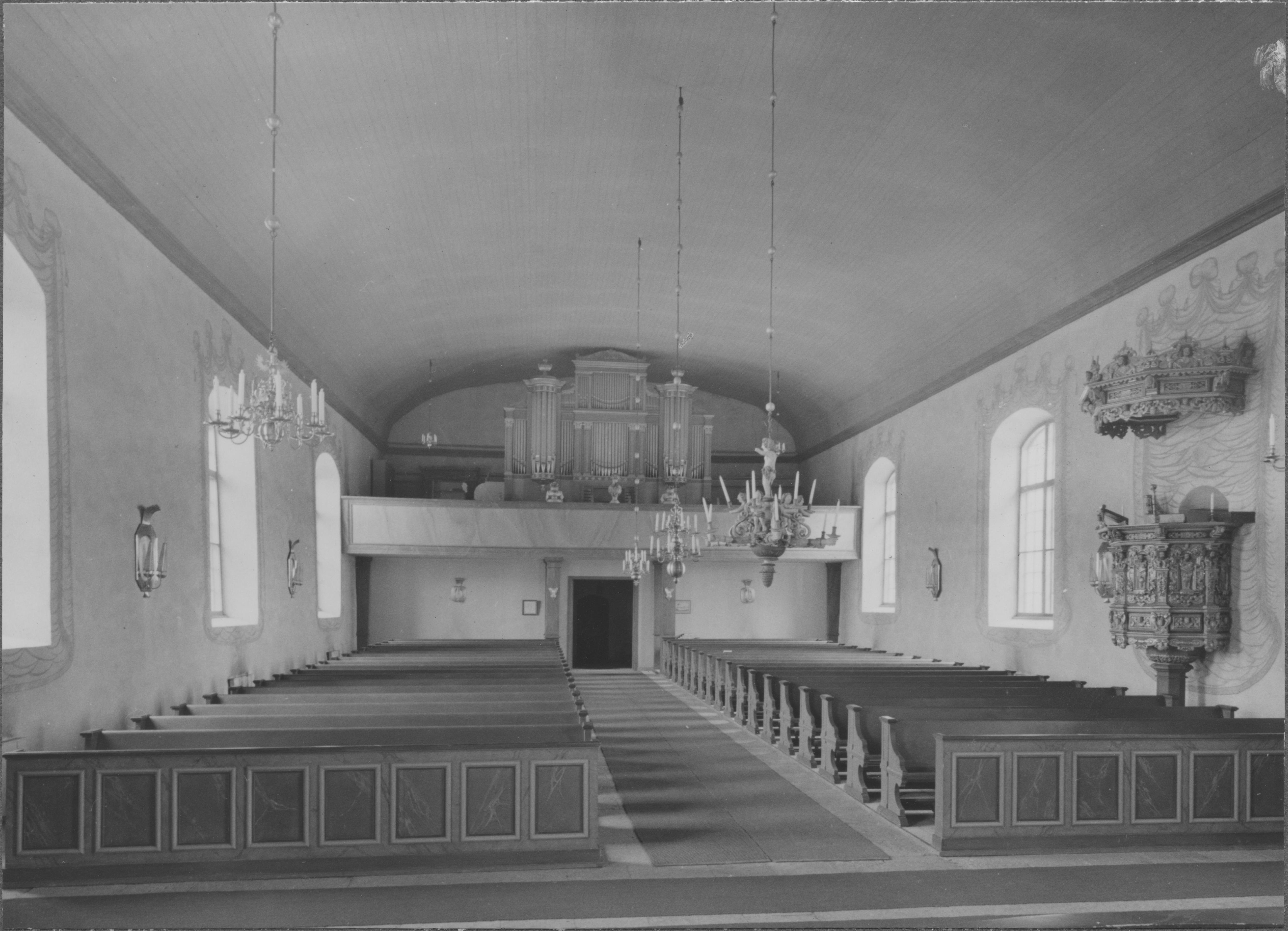 Nils Lagergren, Bankekinds kyrka