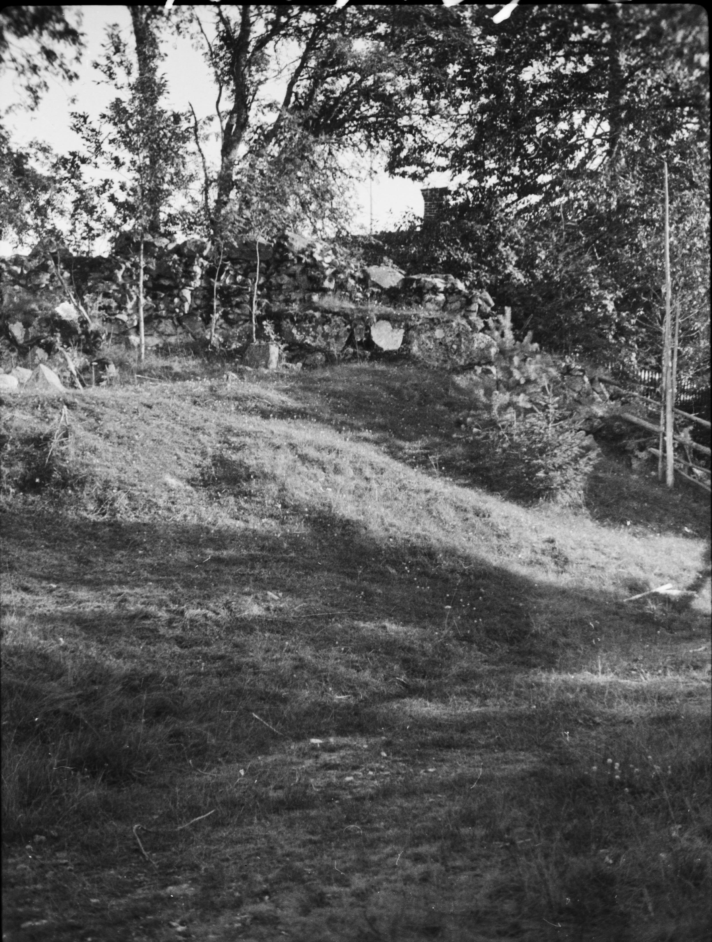 Erik Lundberg, Järlåsa kyrkoruin
