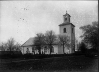 Vrå kyrka