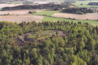 Husby-Långhundra 156:1