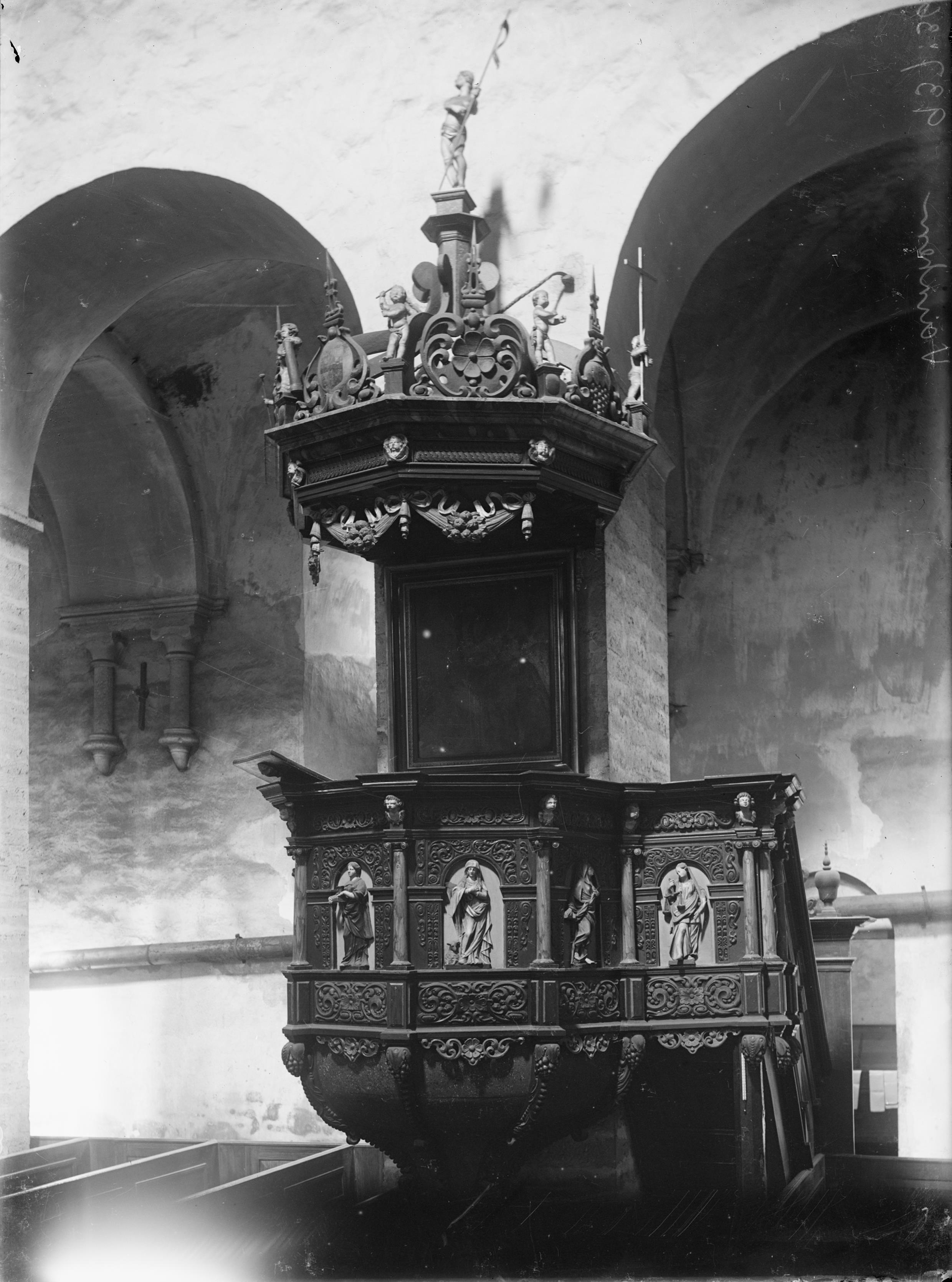 Axel Forssén, Varnhems klosterkyrka