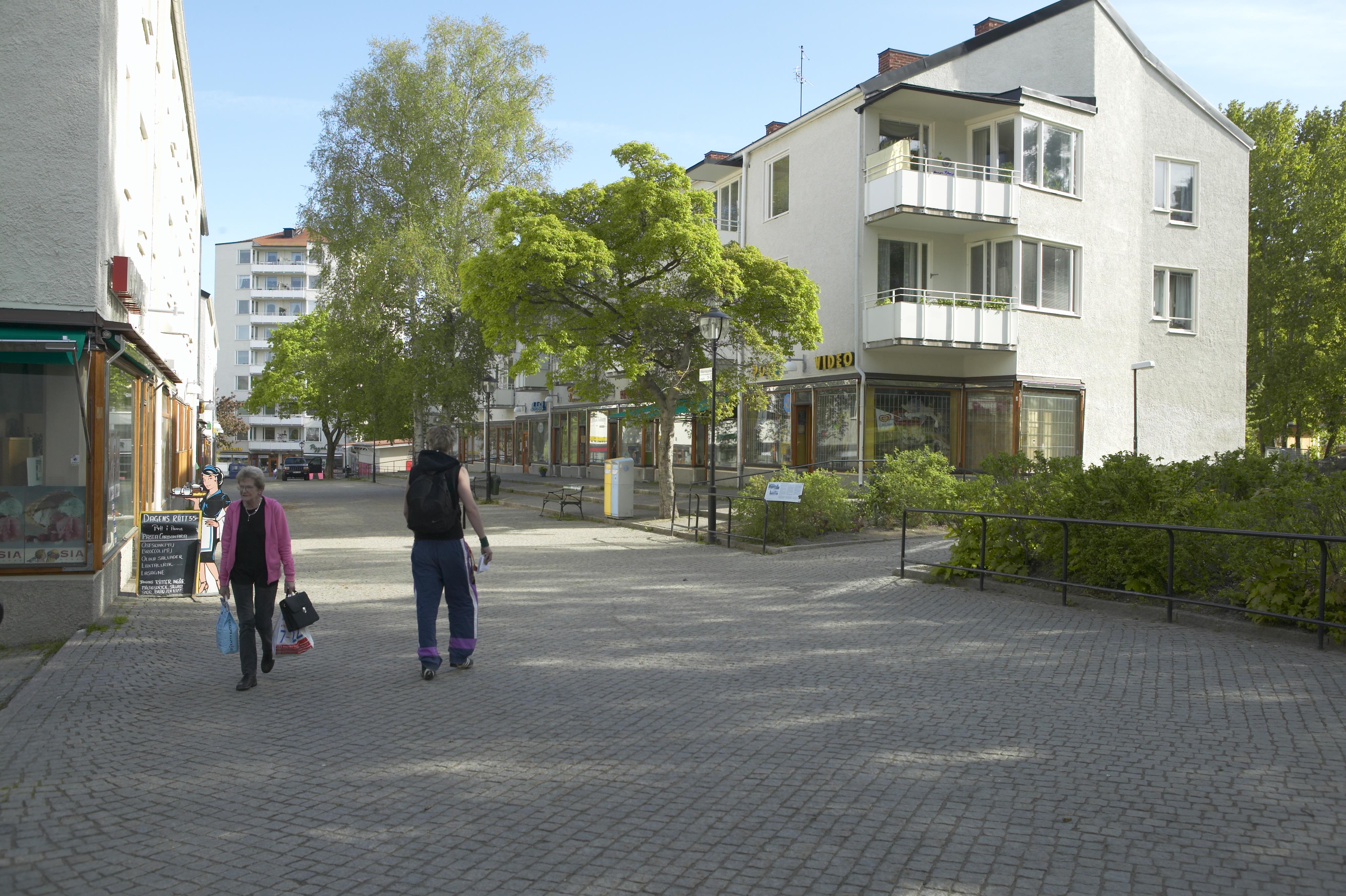 Bengt A Lundberg, Hökarängen