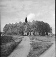 Överenhörna kyrka