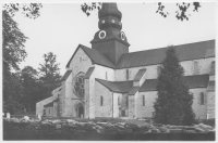 Varnhems klosterkyrka och klosterruin