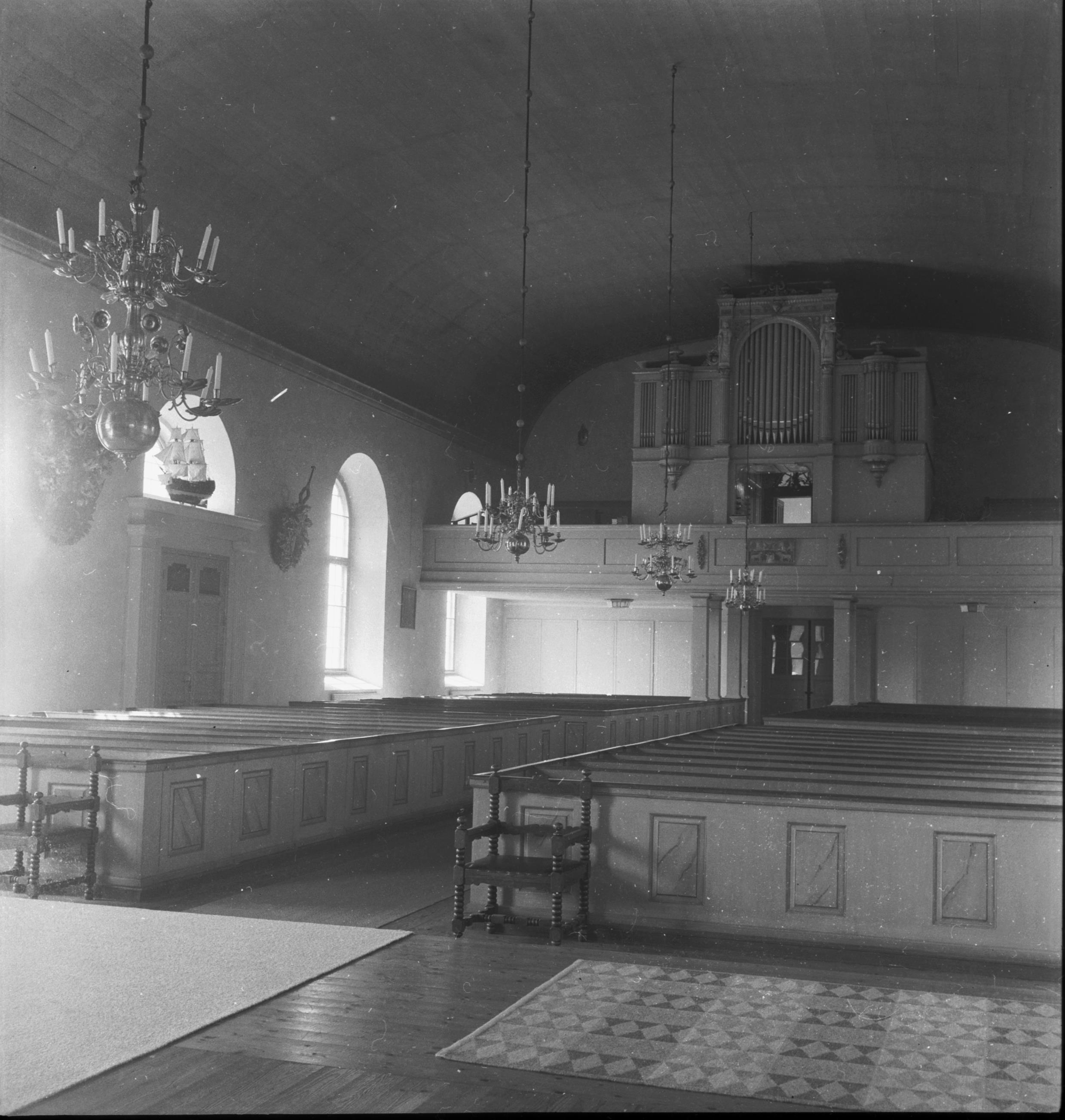 Reine Axel Unnerbäck, Västrums kyrka (F D Gladhammars kapell)