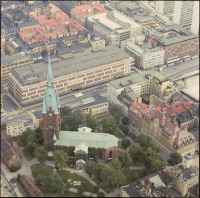 Klara kyrka och Hamngatan.