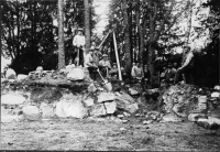 Skog, Sankt Olofs kapellruin