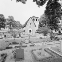 Husby-Sjuhundra kyrka