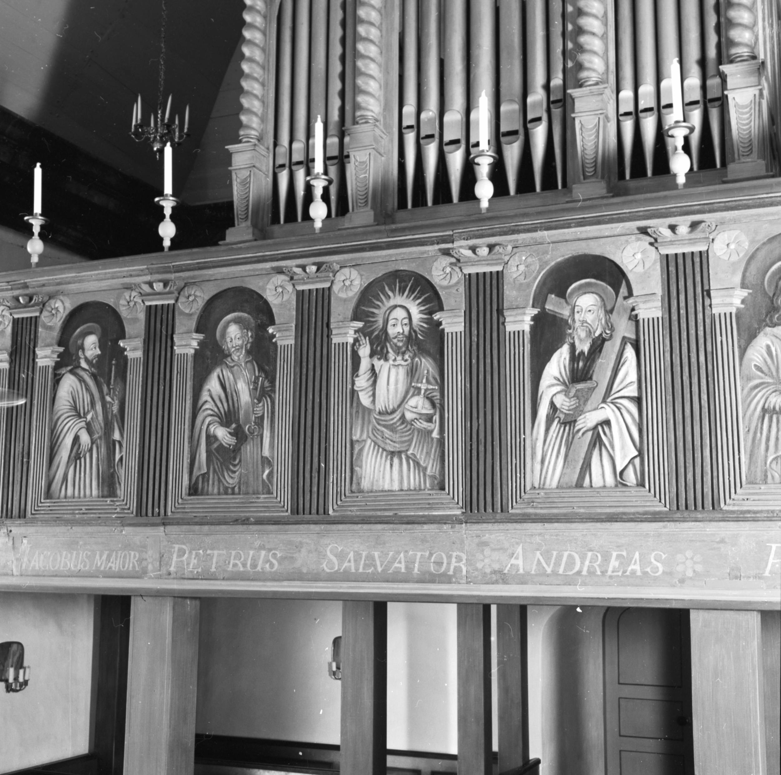 Sören Hallgren, Hålta kyrka