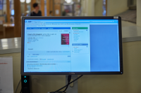 Interiör av biblioteket