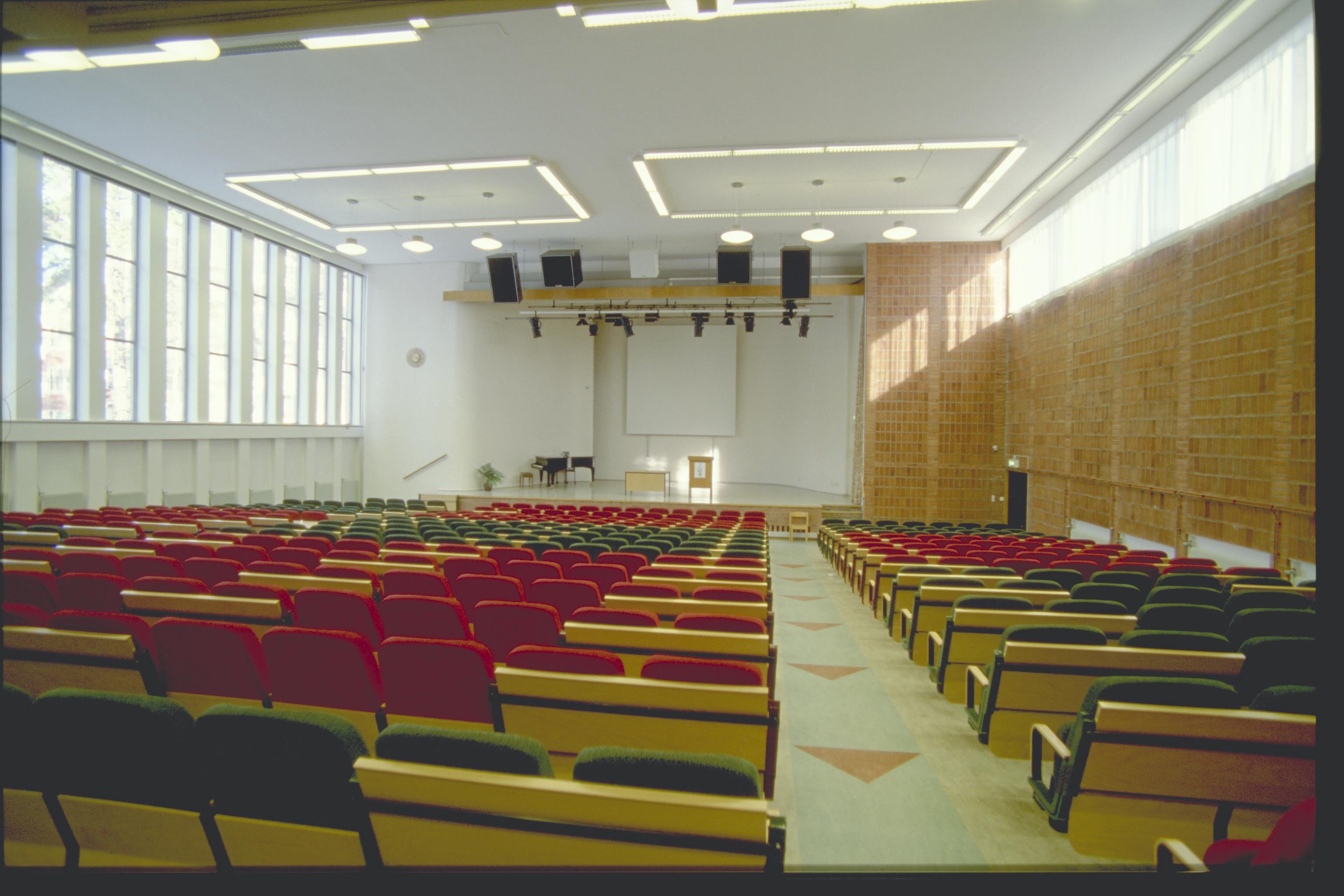 Bengt A Lundberg, Kärrtorps gymnasium