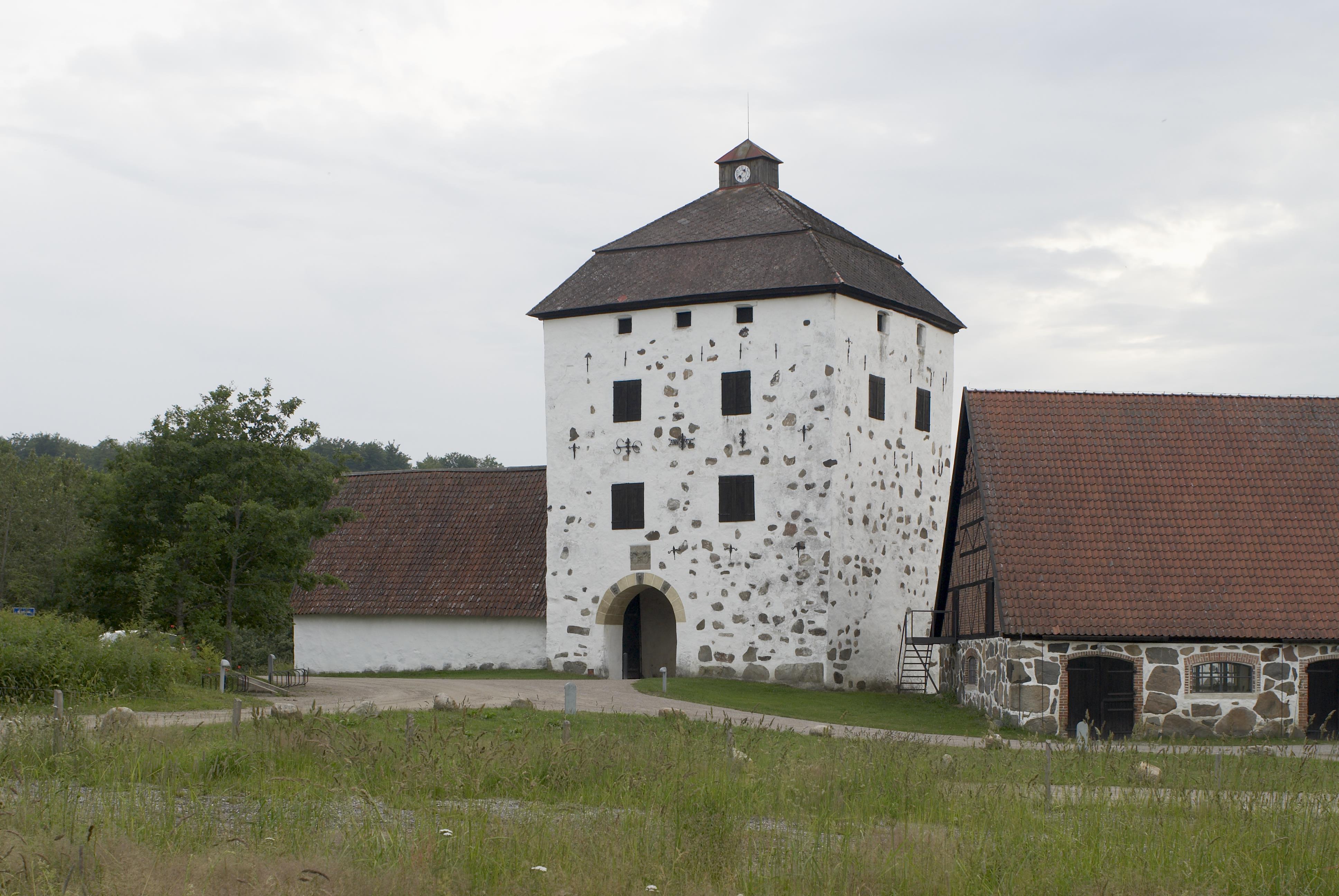 Bengt A Lundberg, Hovdala slott