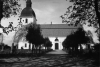 Mjällby kyrka