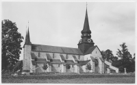 Varnhems klosterkyrka och klosterruin