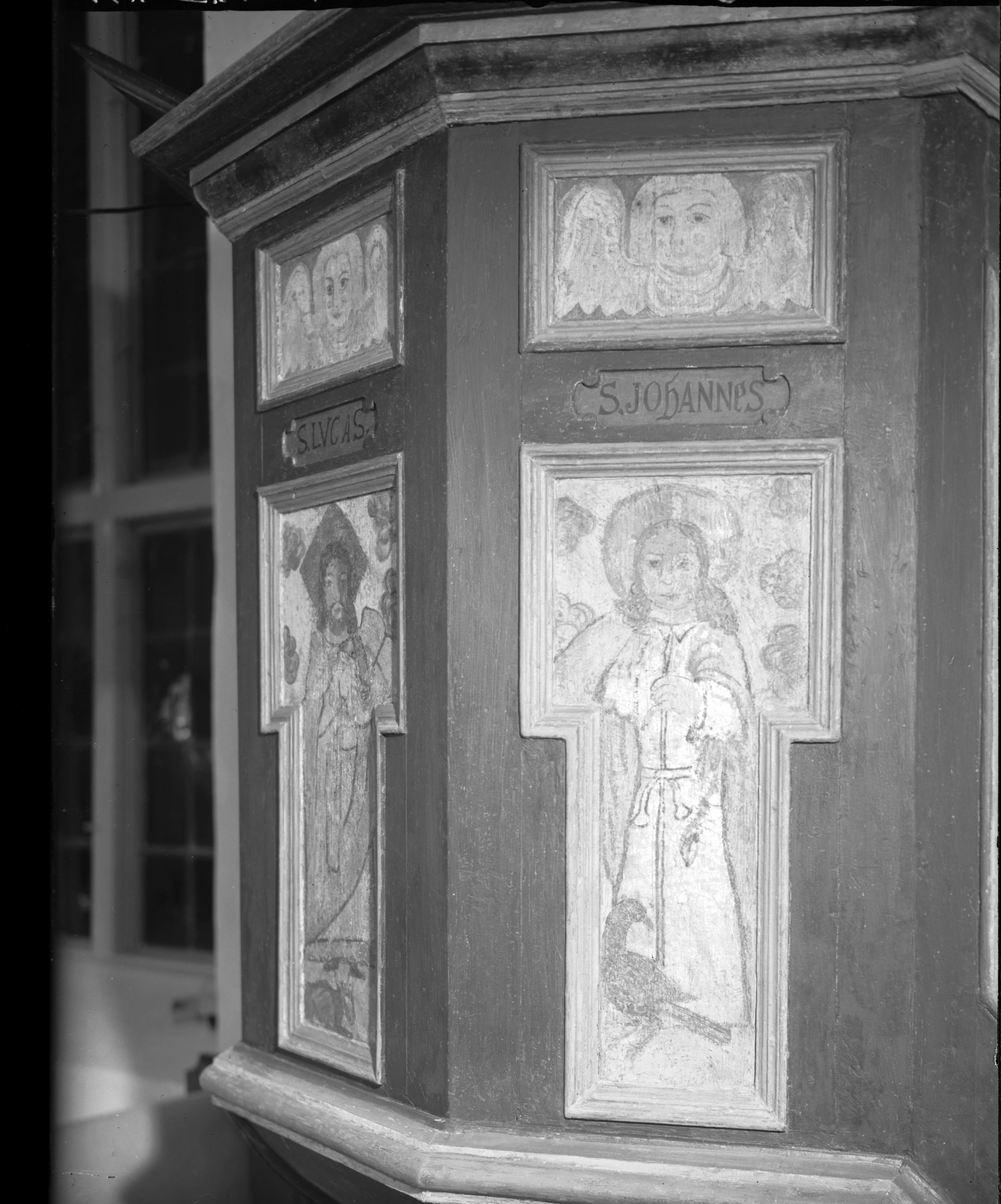 Olle Hellström, Täby kyrka