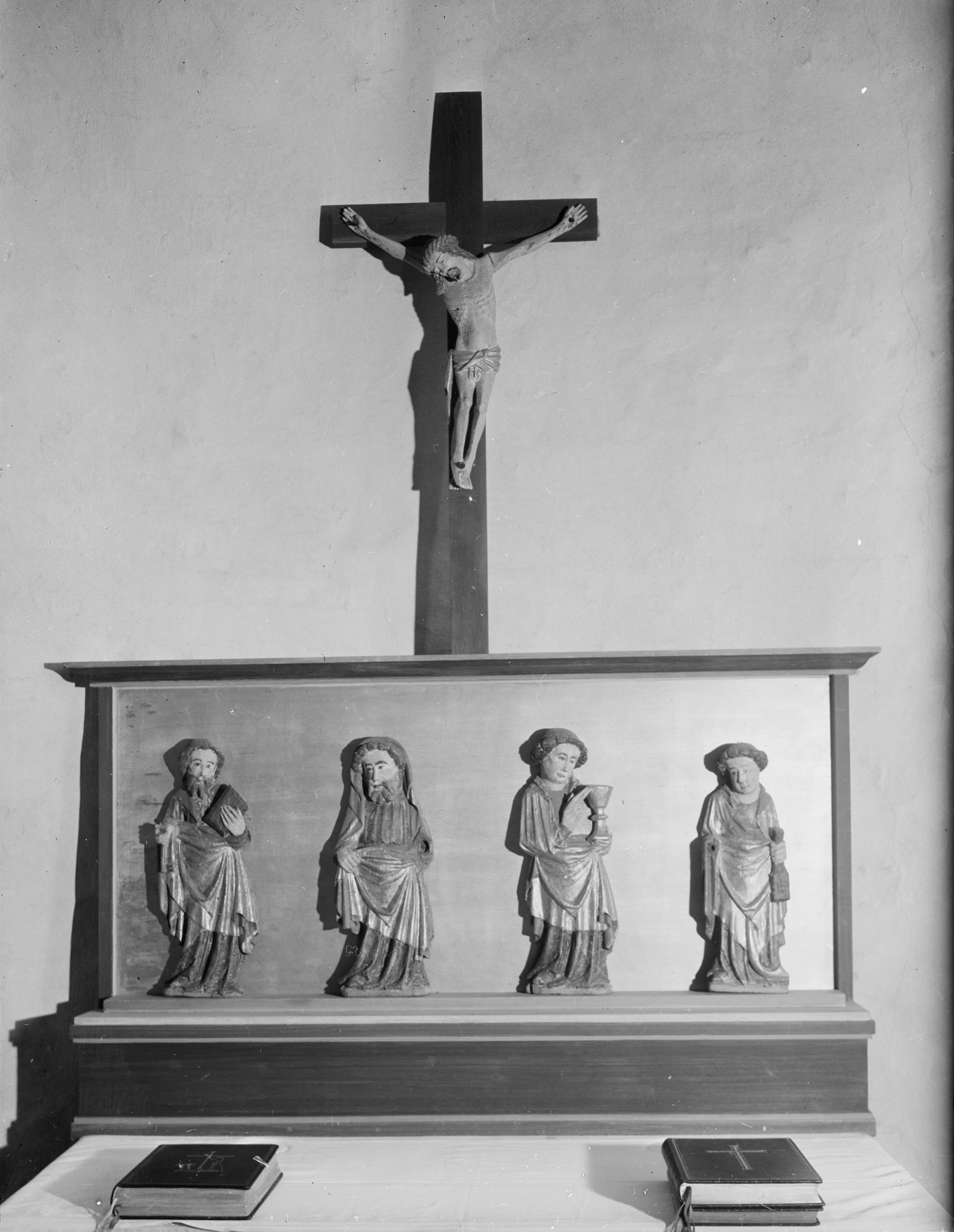 Olle Hellström, Kinneveds kyrka