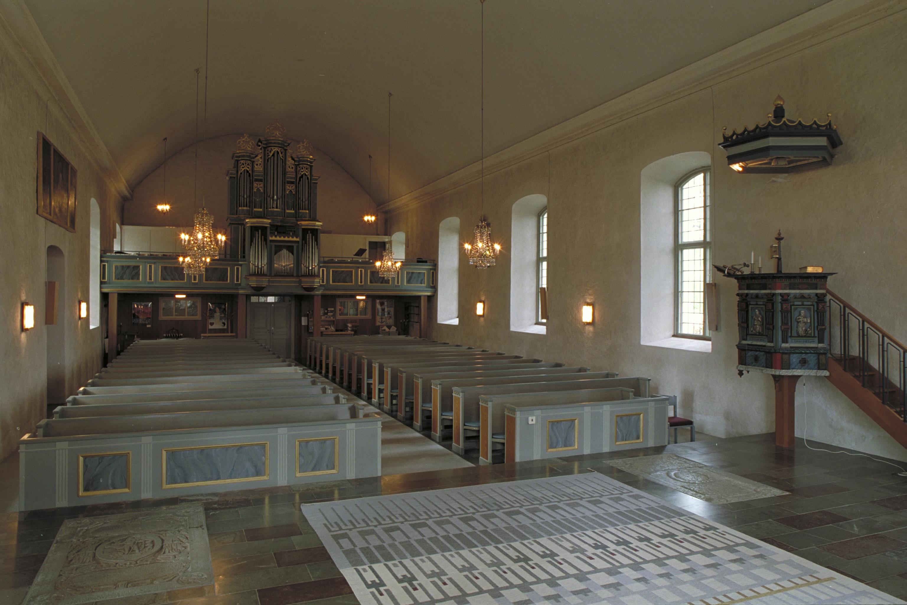 Bengt A Lundberg, Stenkvista kyrka