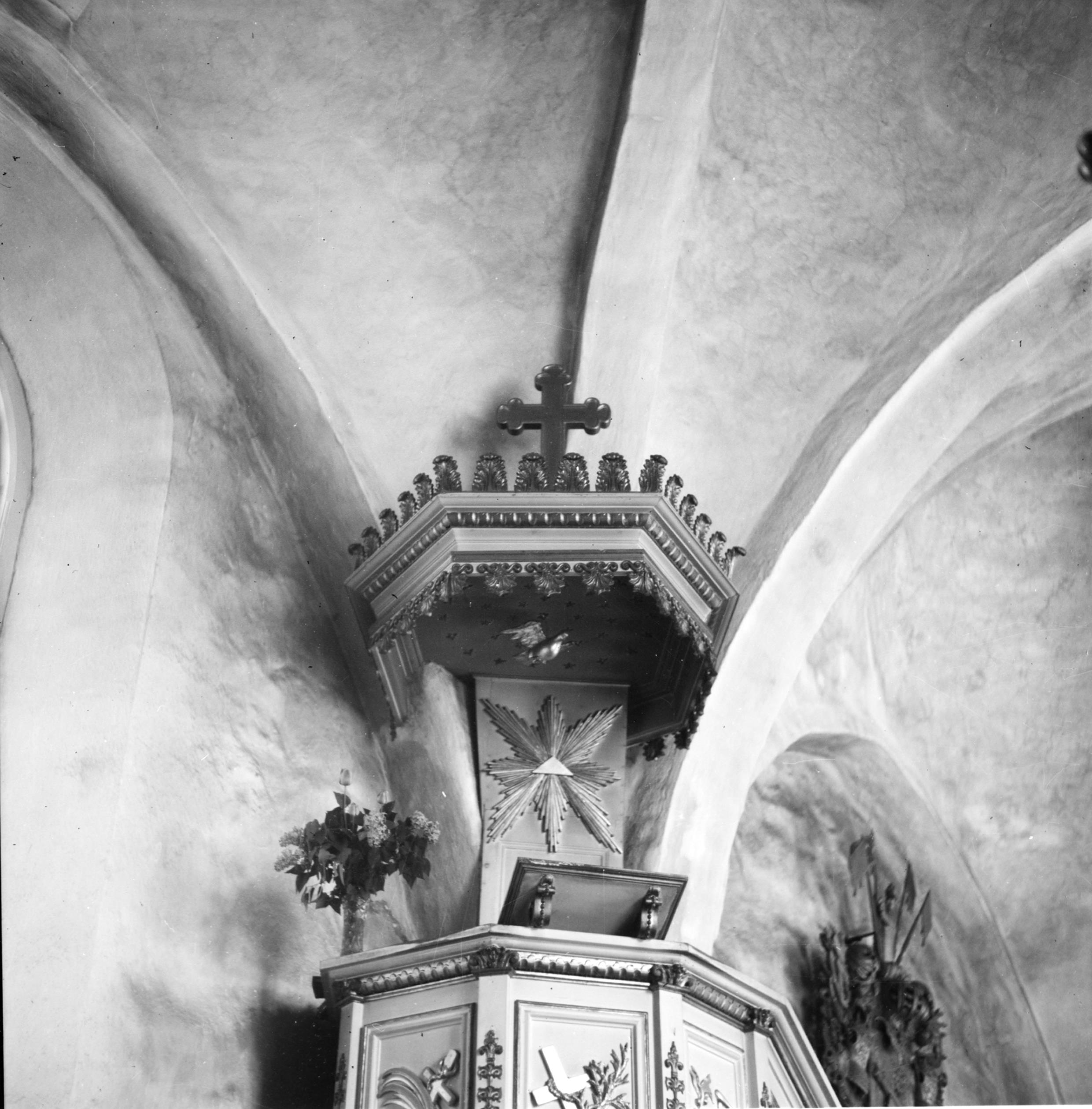 Iwar Anderson, Häggeby kyrka