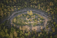 Husby-Långhundra 156:1