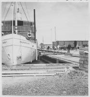 Båten Kalmarsund I i hamnen