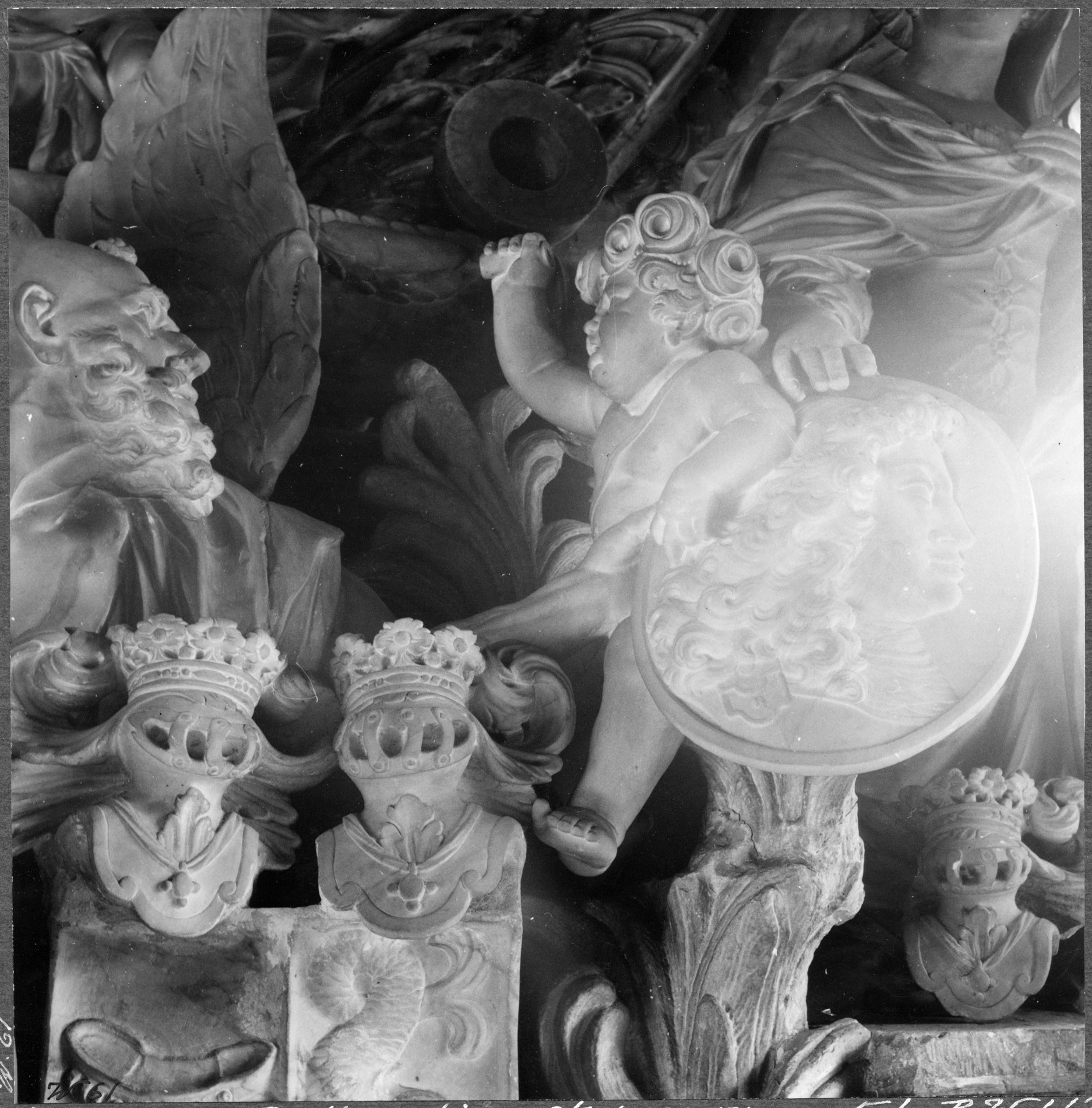 Bertil Waldén, Österhaninge (Sankta Gertruds) kyrka