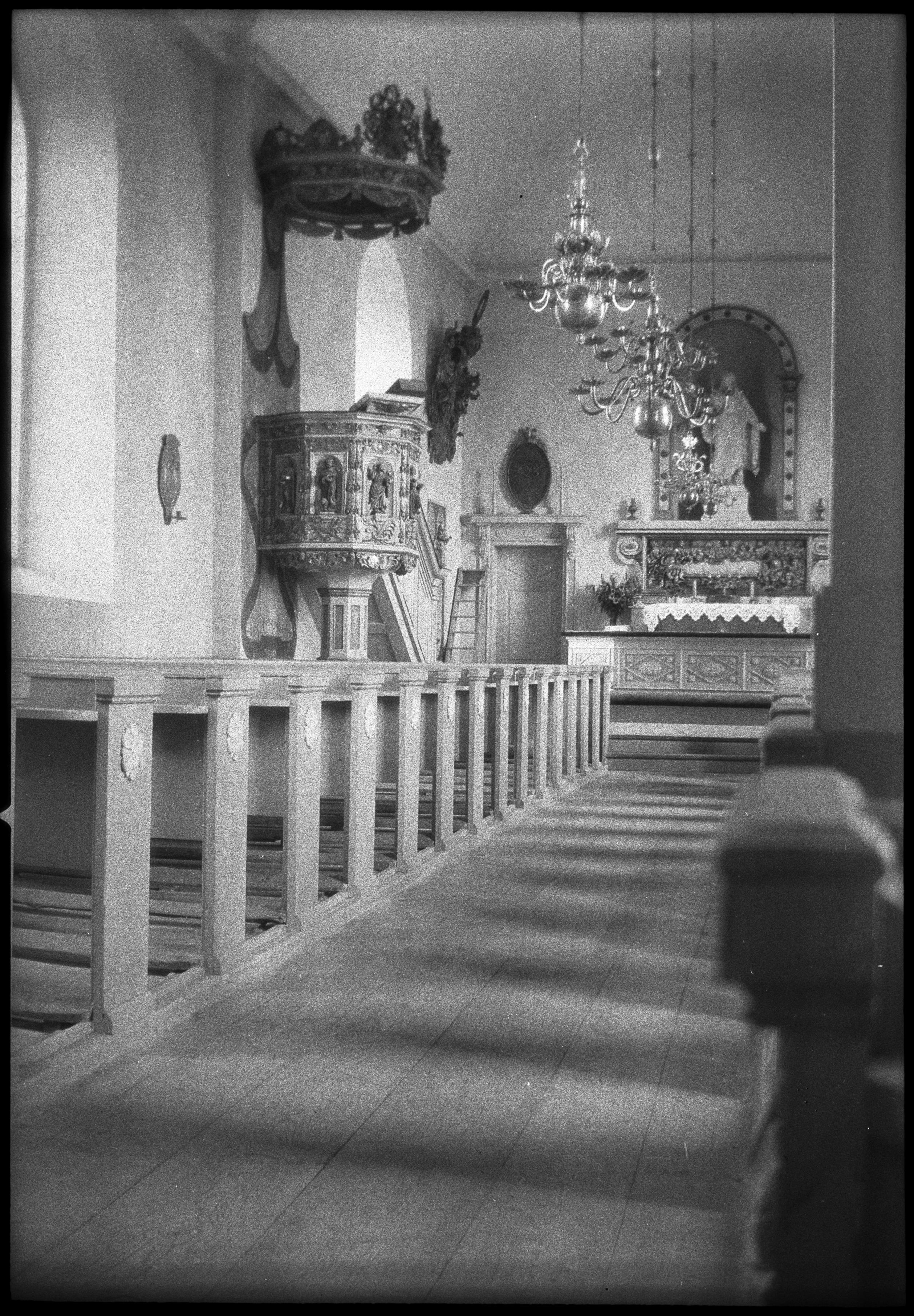 Berit Wallenberg, Svanhals kyrka