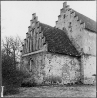 Färlöv, Araslövs kyrka