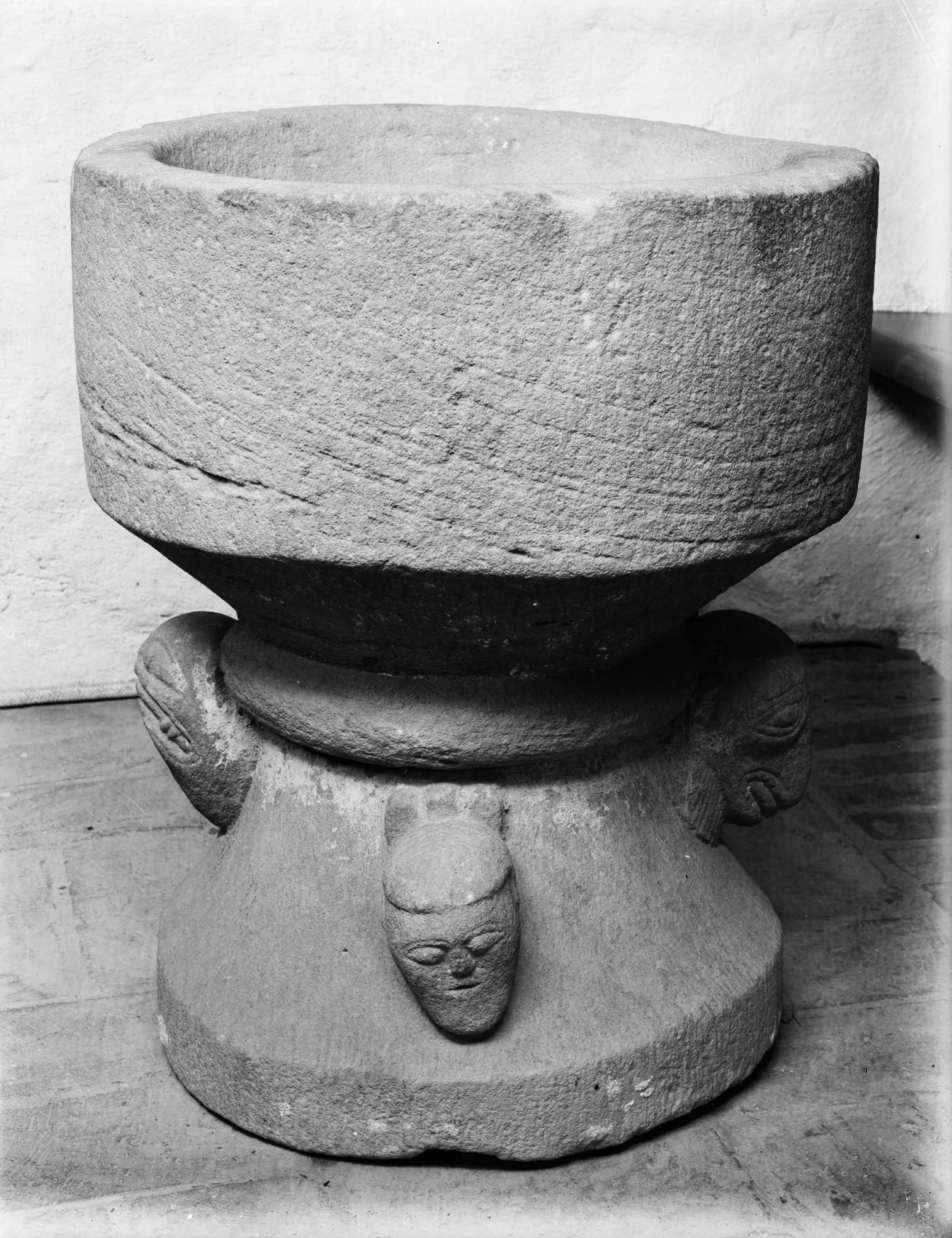 Nils Lagergren, Färentuna kyrka