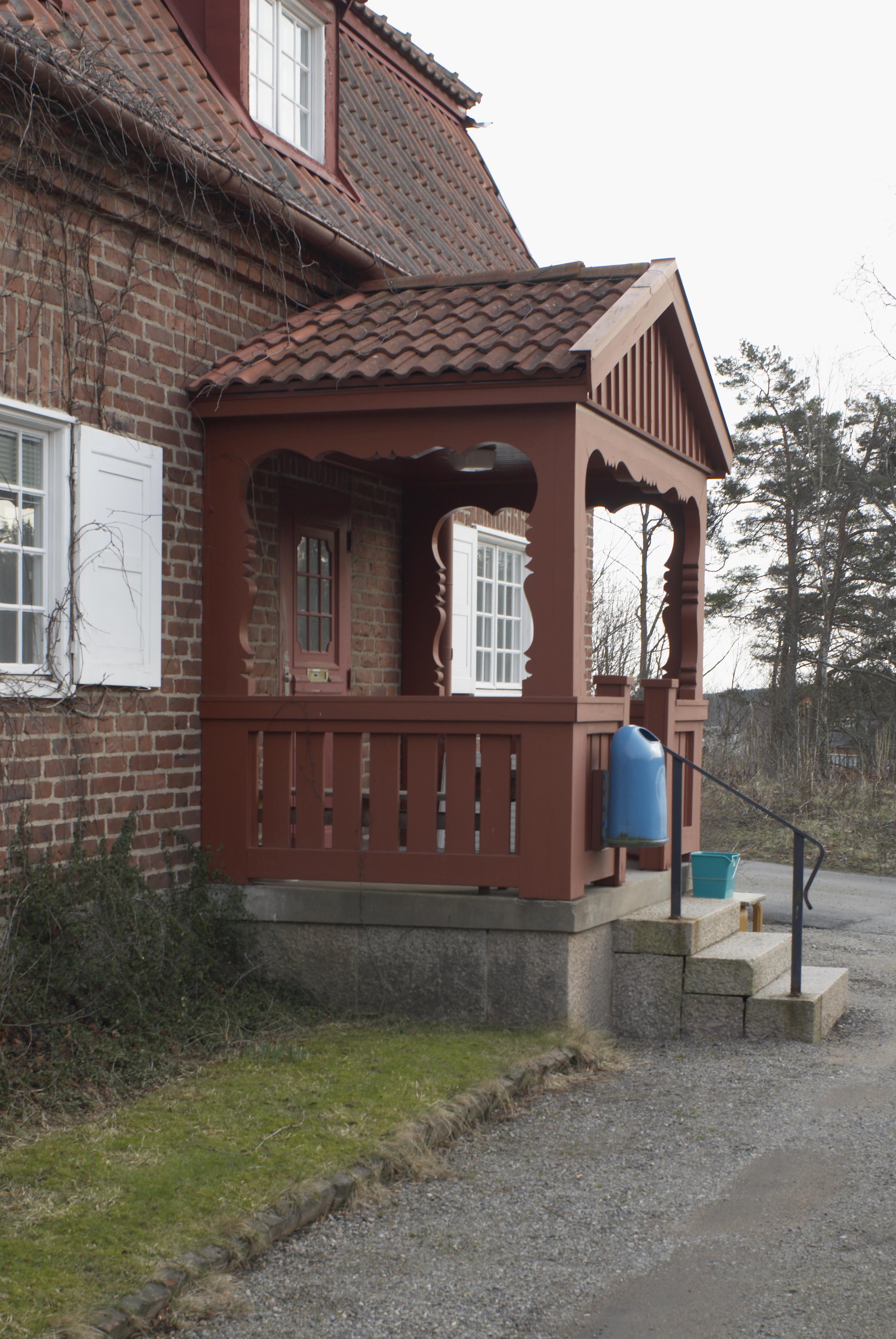 Bengt A Lundberg, Berga slott