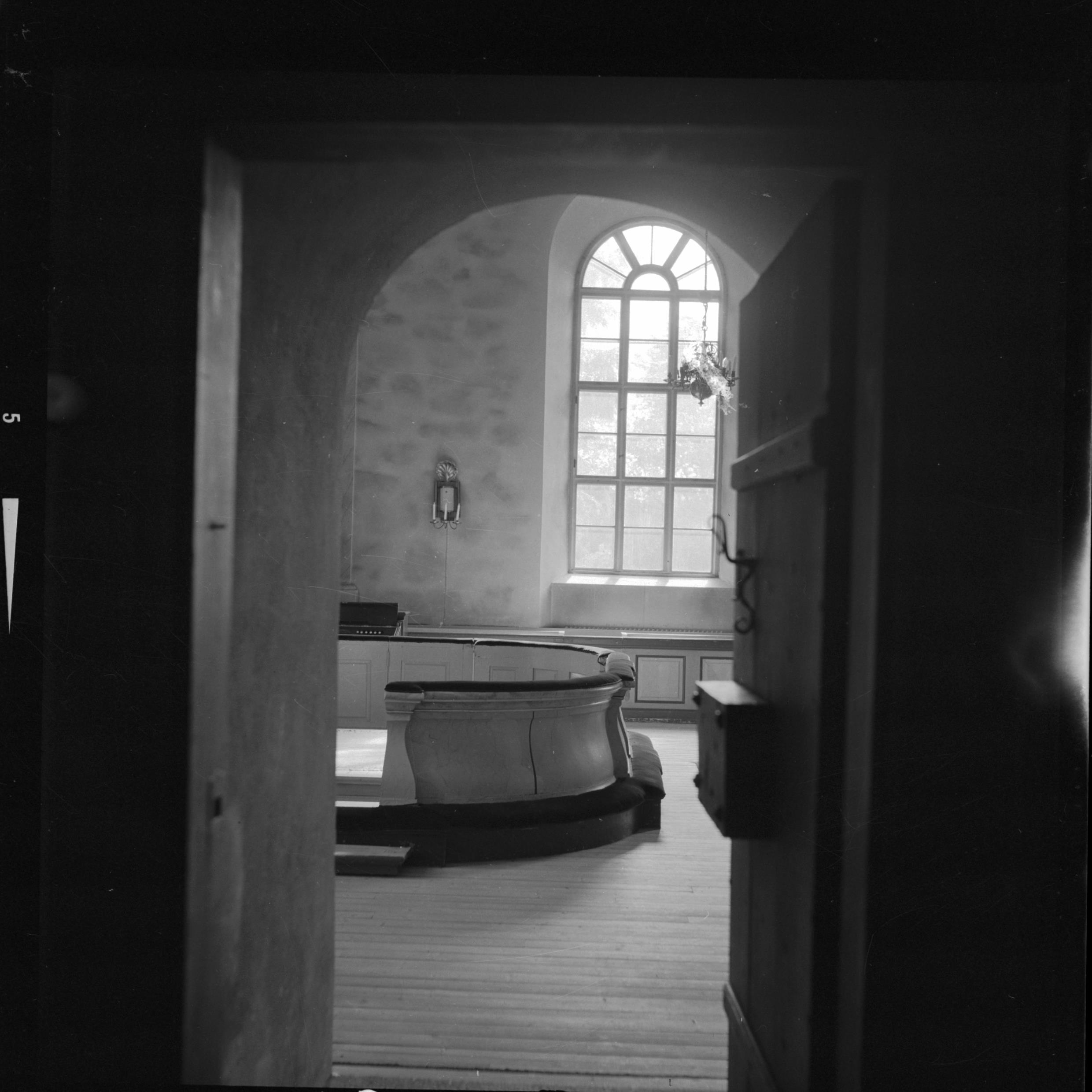 Åke Nisbeth, Gnarps kyrka
