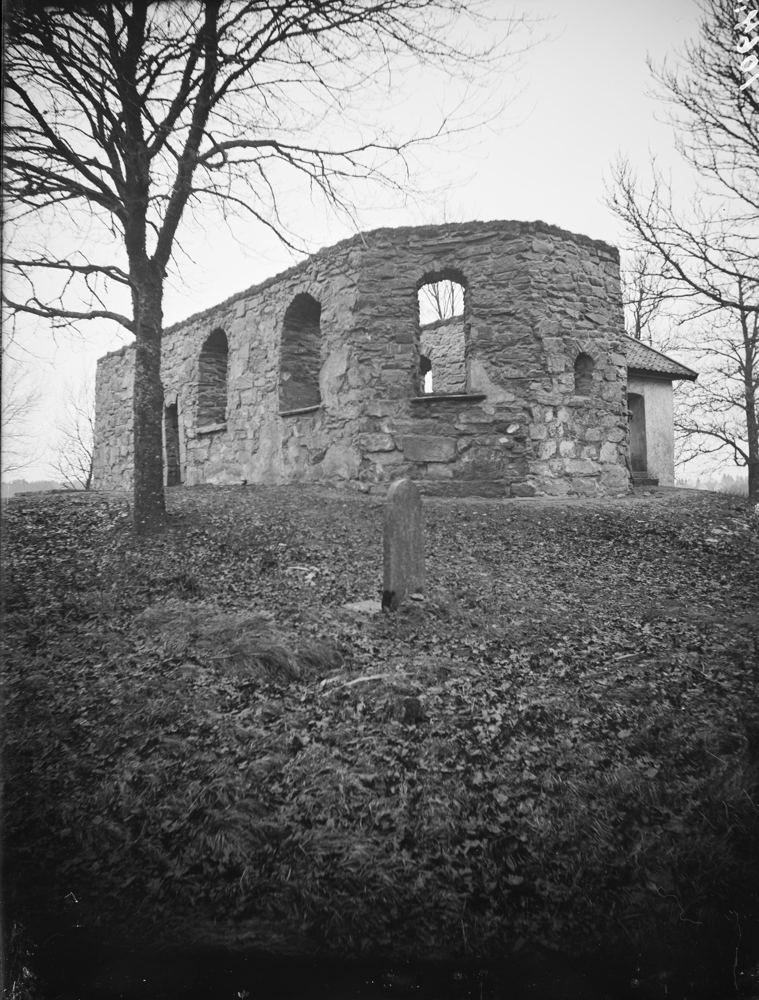 Axel Forssén, Södra Härene kyrkoruin