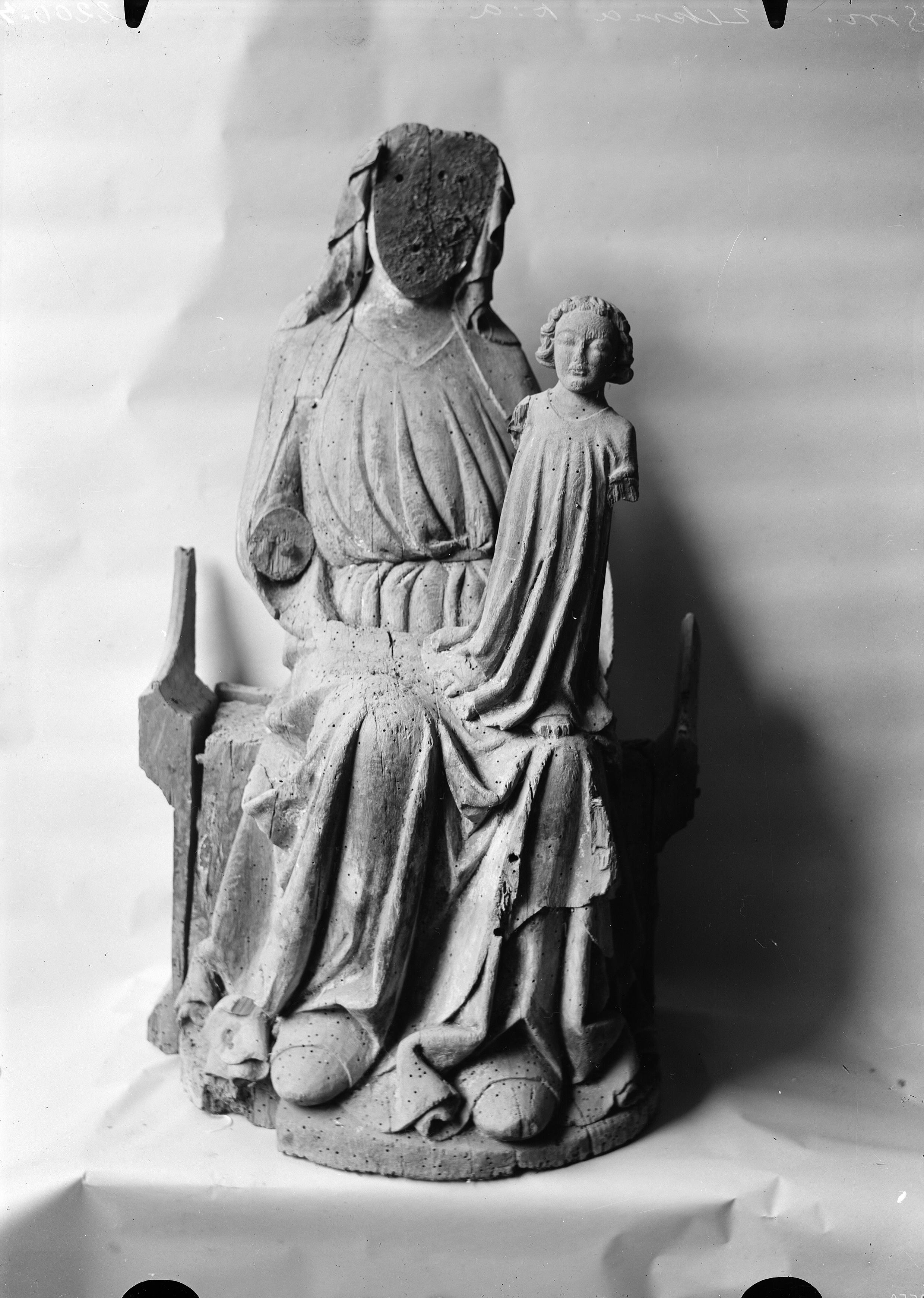 Oscar Svensson, Ukna kyrka
